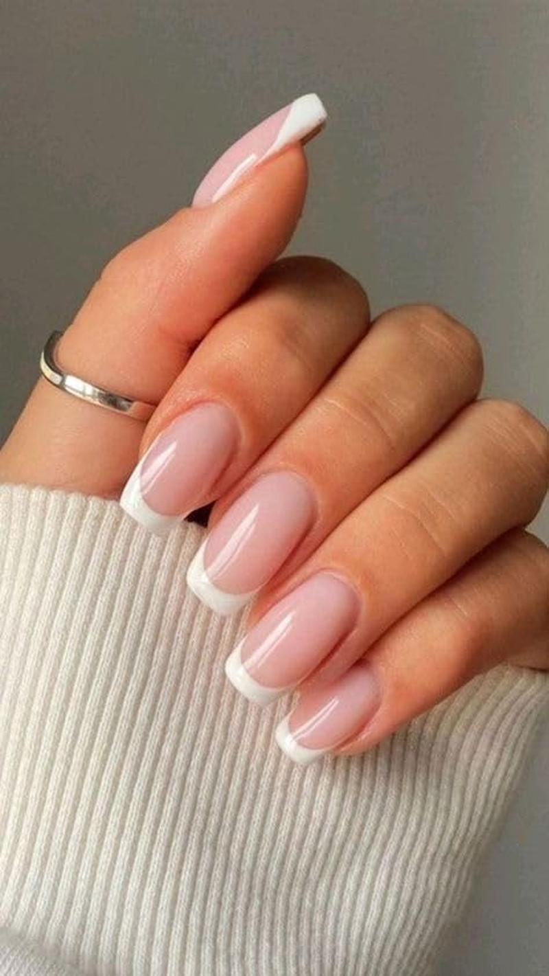 Mouyouglow Press on Nails Short, Square Nude White French Fake Nails with Nail Glue, Natural White Tip Artificial Fingernails image number 5