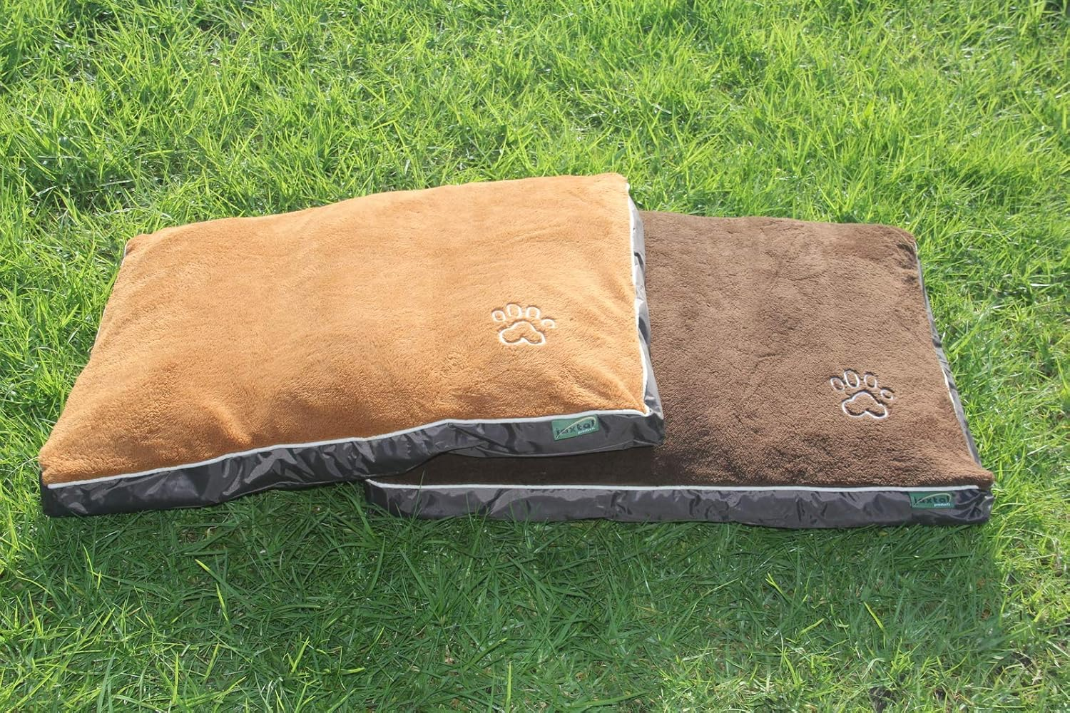 YES4PETS Medium Dog Puppy Pad Bed Kennel Mat Cushion Bed 80 X 60 Cm Brown / Beige image number 1