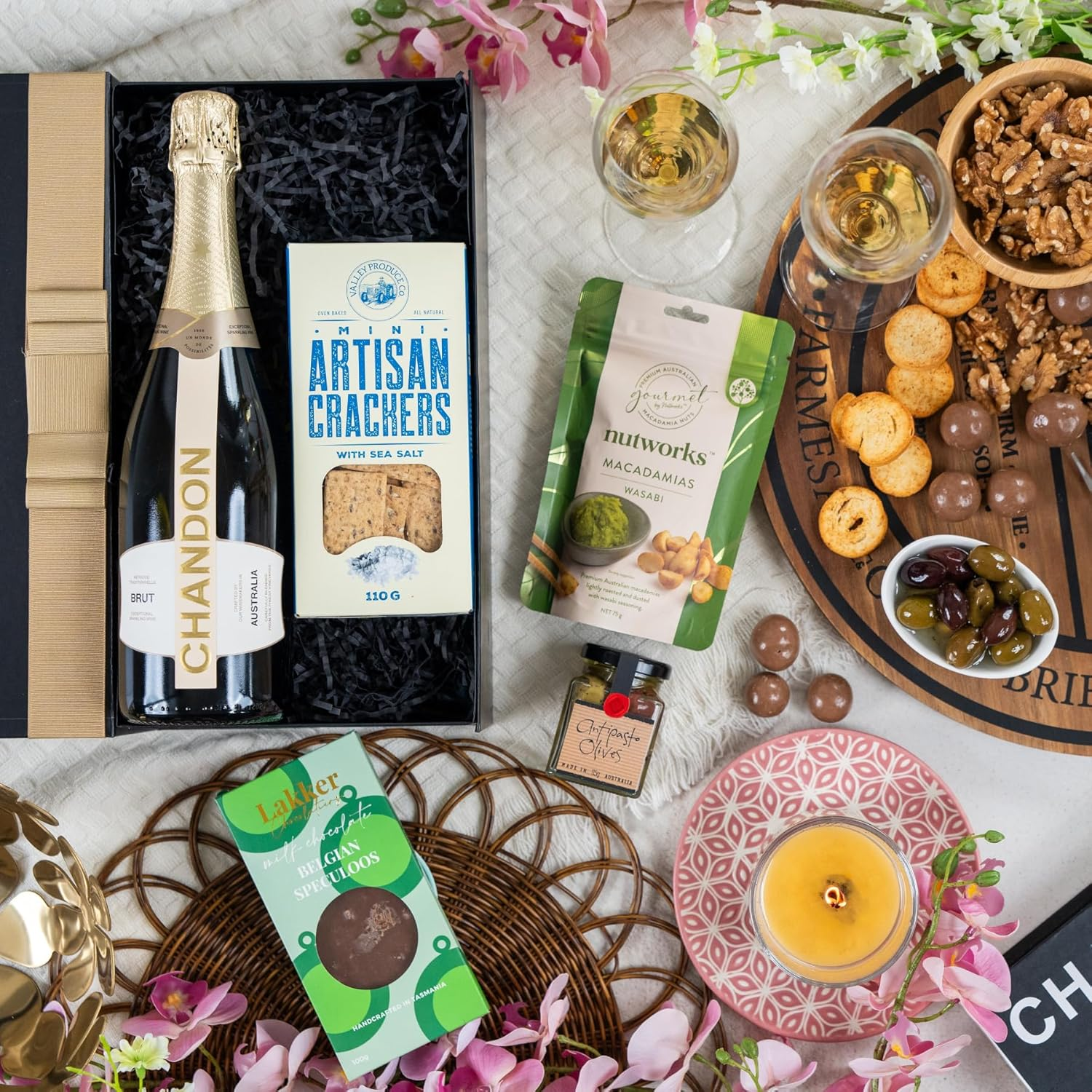 Chandon Bubbles & Treats Hamper Gift Set - Includes Chandon Brut Champagne, Belgian Speculoos, Wasabi Macadamia, Antipasto Olives, Sea Salt Crackers - Perfect for Celebrations