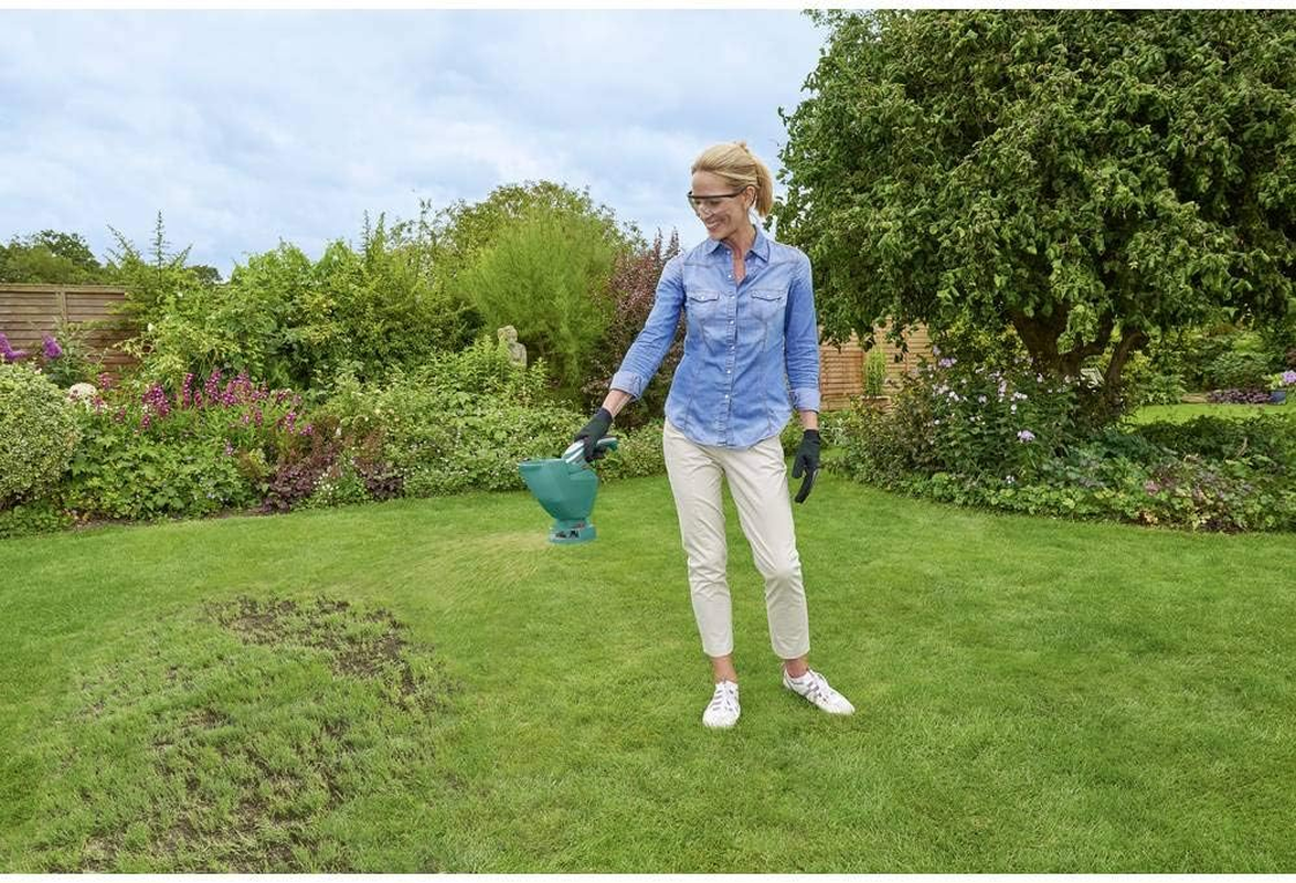 Bosch Home & Garden ISIO 3 Spreader Attachment for Seeds and Fertilisers (ISIO 3 Spreader Attachment) image number 3