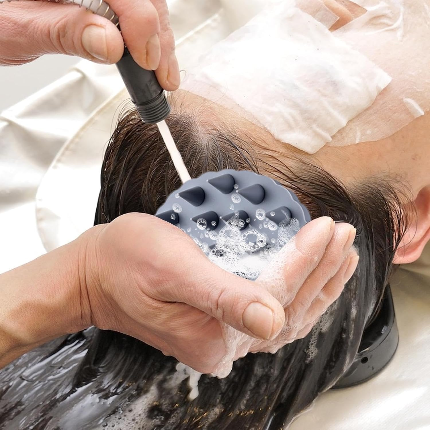 Shampoo Brush - Silicone Hair Scrubber - Shell Shaped Massage Comb, Comfortable Shower Hair Brush, Hair Scalp Scrubber, Hair Care Tools for Women Men Kids image number 2