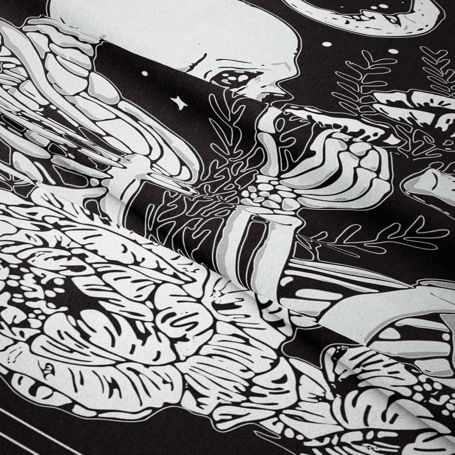 Skull Tapestries Black and White Skeleton Gothic Grunge Dark Witchy Wall Hanging Decor Tapestry for Bedroom Aesthetic Alt Room (30X40 Inches Vertical) image number 4