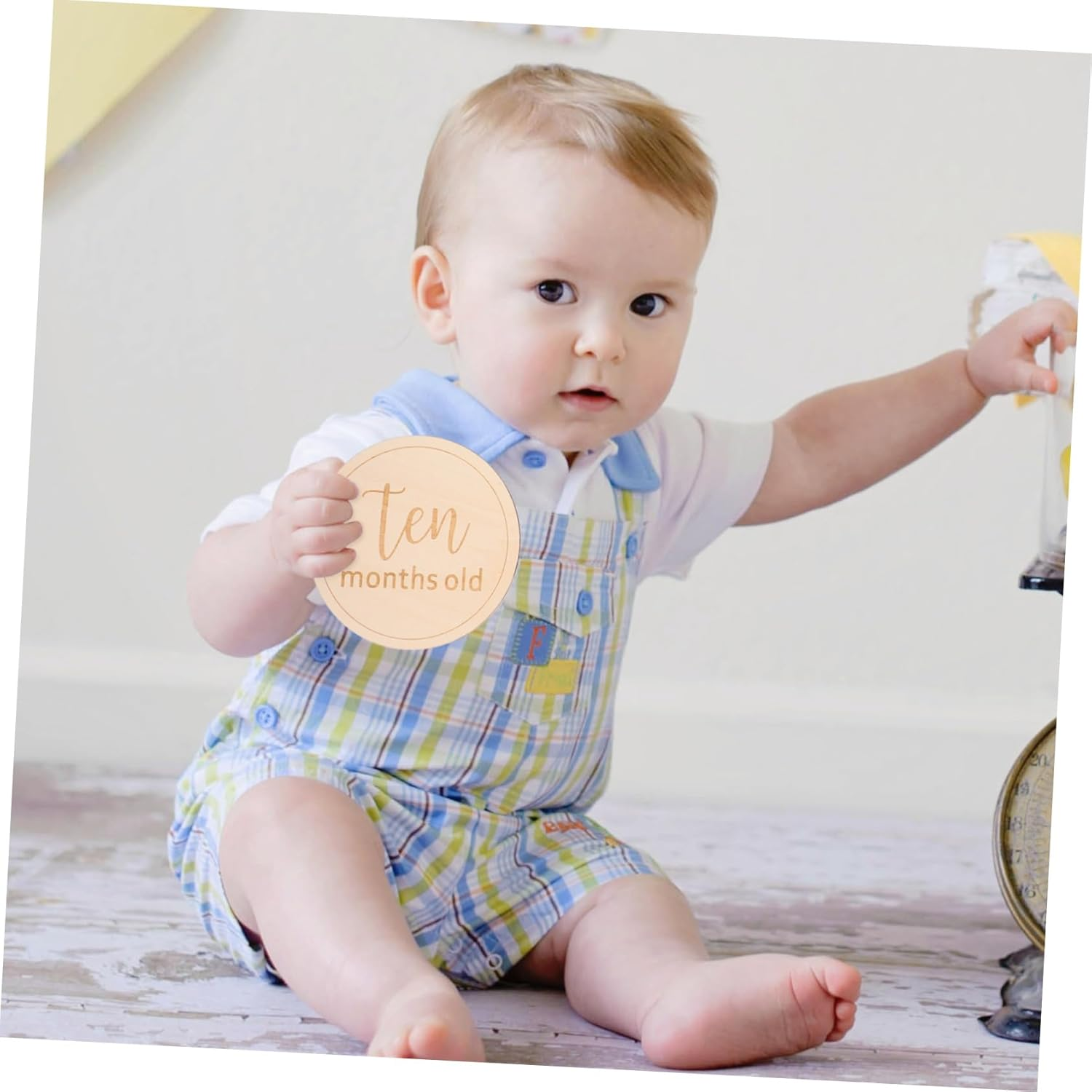 Minkissy 12Pcs Wooden Monthly Milestone Cards round Milestone Discs for Newborns for Photoshoots image number 5