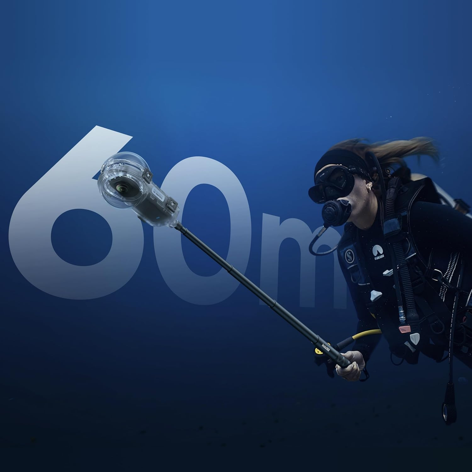 Insta360 X5 Invisible Dive Case image number 5