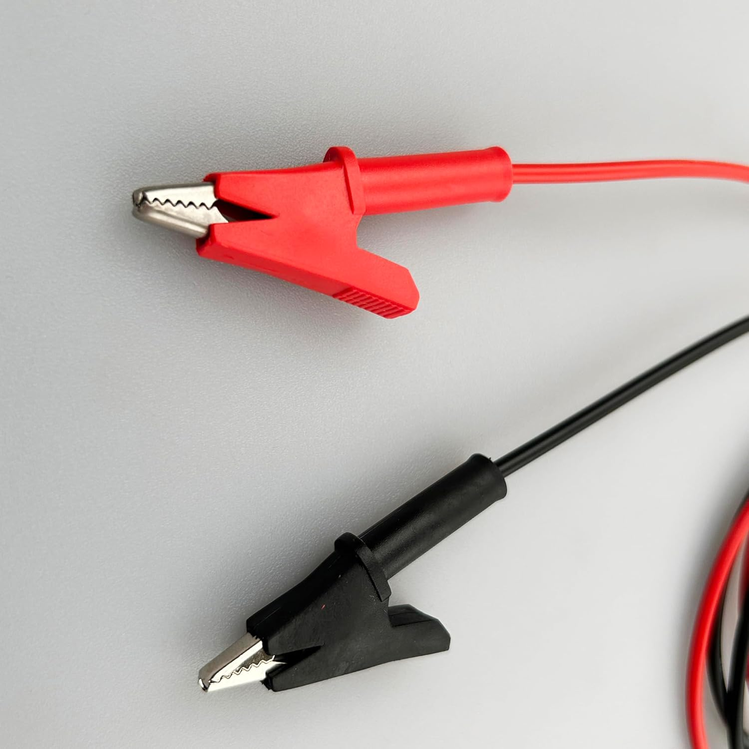 EFGTEK 14 Gauge Jumper Wire Alligator Clips to Alligator Clip Electrical Testing,Heavy Duty Out Diameter 3.5Mm Silicone Test Leads for Electrical Testing Leads Set 2 Piece 1 Meter image number 2