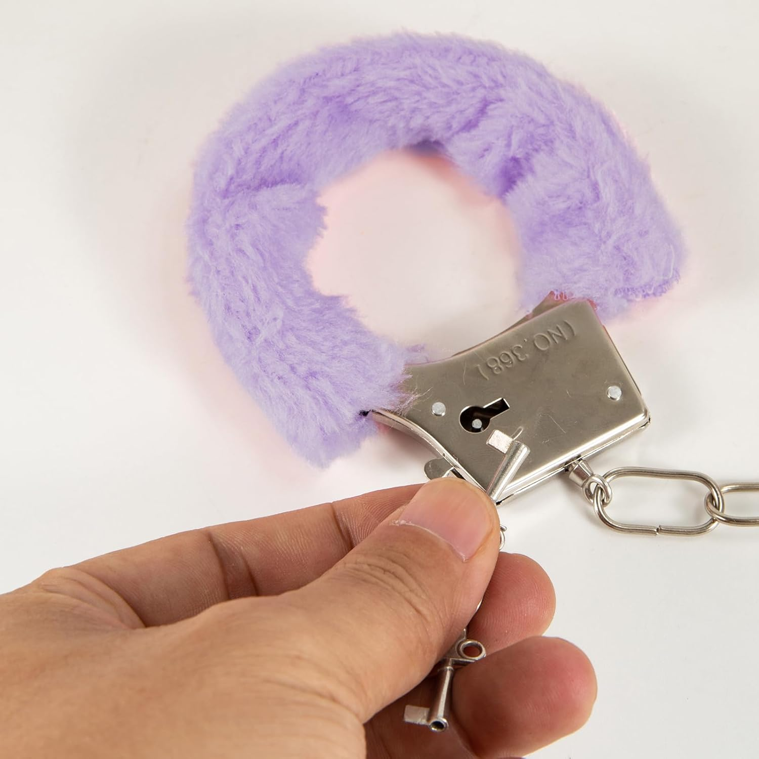 Mineens Sexy Plush Handcuffs Set Suitable for Couple Role-Playing as Police Props Equipped with Keys and Party Supplies image number 6