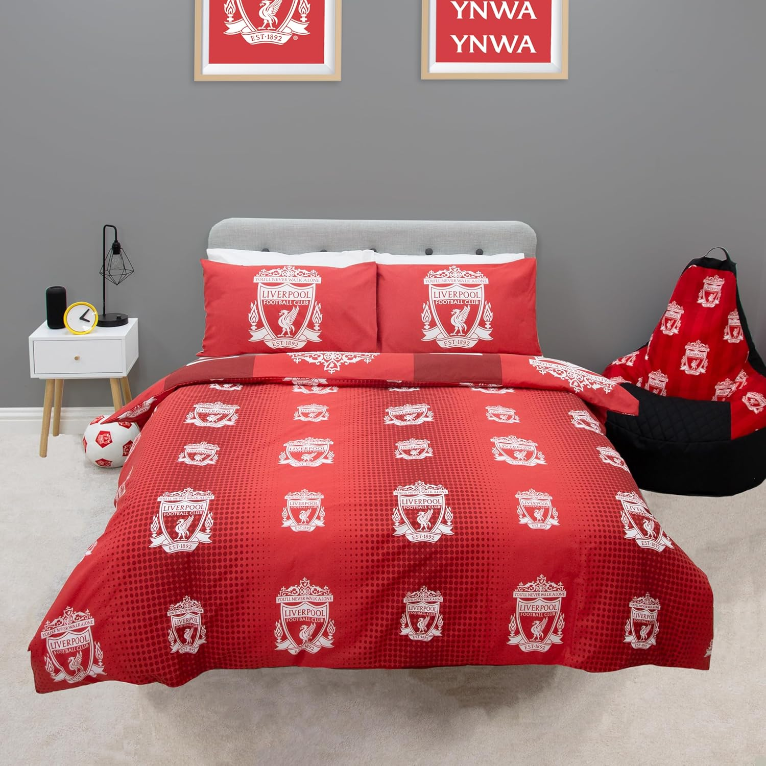Liverpool FC Official Double Duvet Cover Set, Crunch Design | Red Reversible 2 Sided Football Bedding Cover | Official Merchandise Including Matching Pillow Cases | Polycotton image number 2