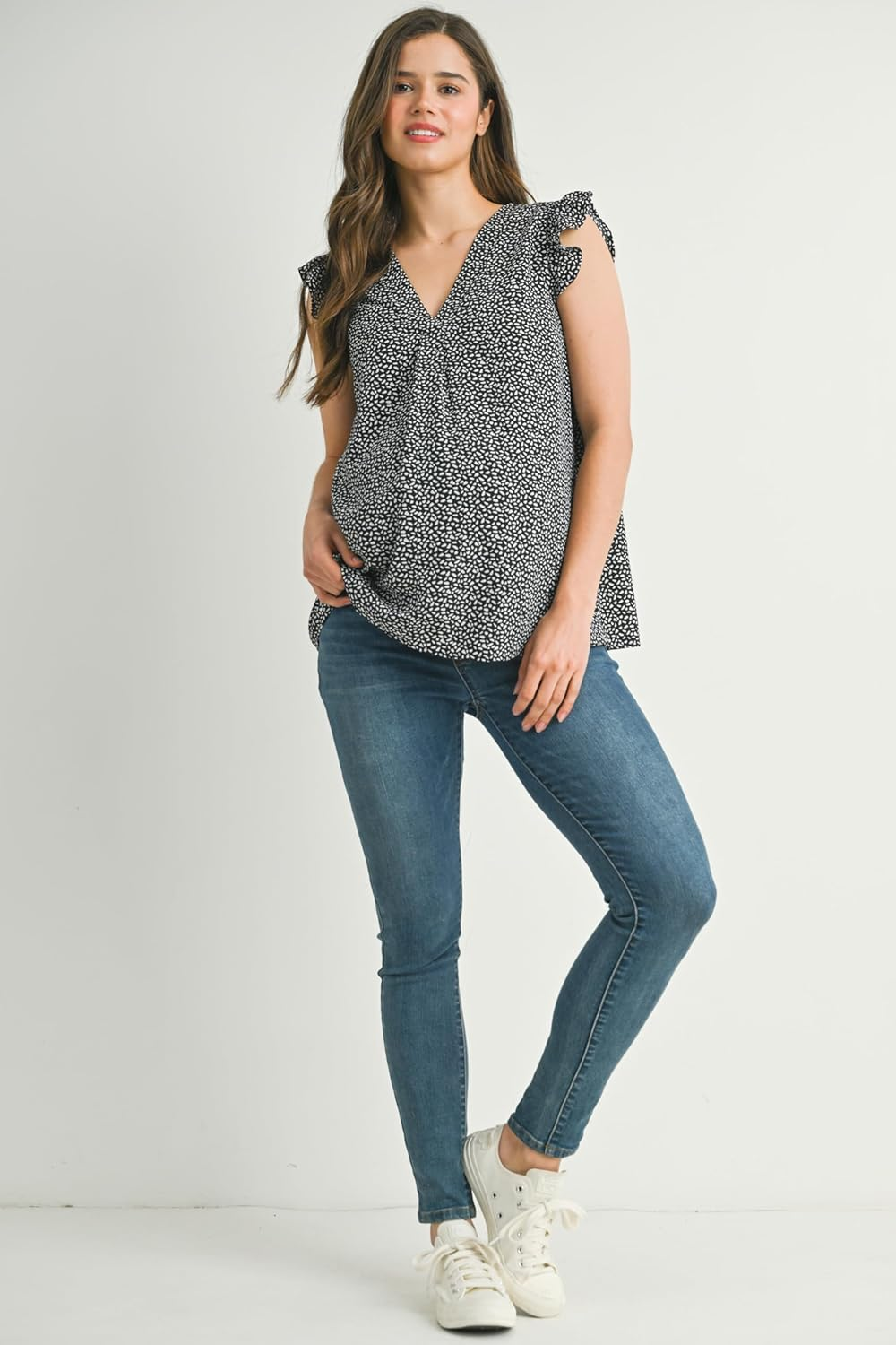 Laclef Women'S Swiss Dot V Neck Ruffle Cap Sleeve Maternity Top image number 6