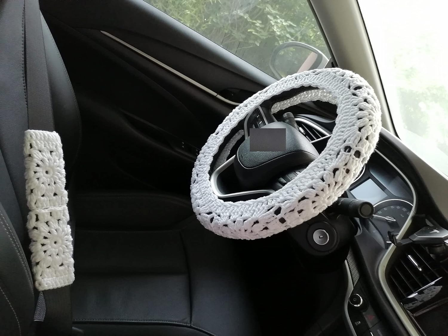 YDM Flower Steering Wheel Cover, Universal Fit, 15 Inch, Crochet, Sunflower Pattern, Customizable Color, Car Accessory image number 4