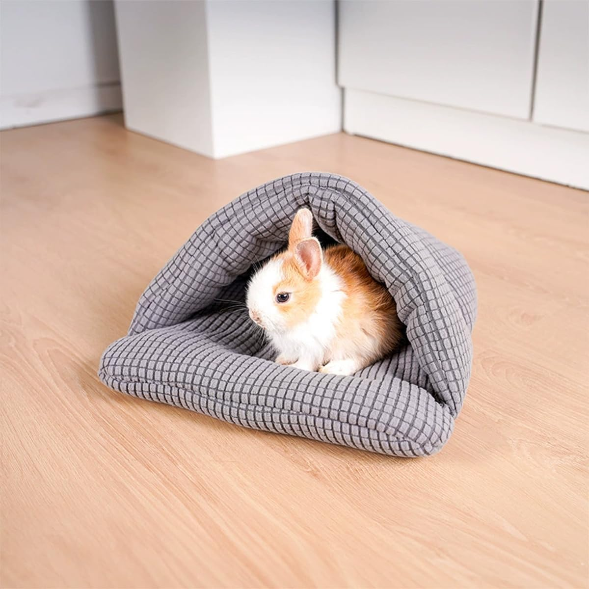 AIMALL Semi-Enclosed Pet Sleeping Bag Bed 12.6"X11.81"X6.3" Soft Polar Fleece Kennel Nest for Guinea Pig Rabbit Kitten Small Animals Indoor Use - Pink image number 4