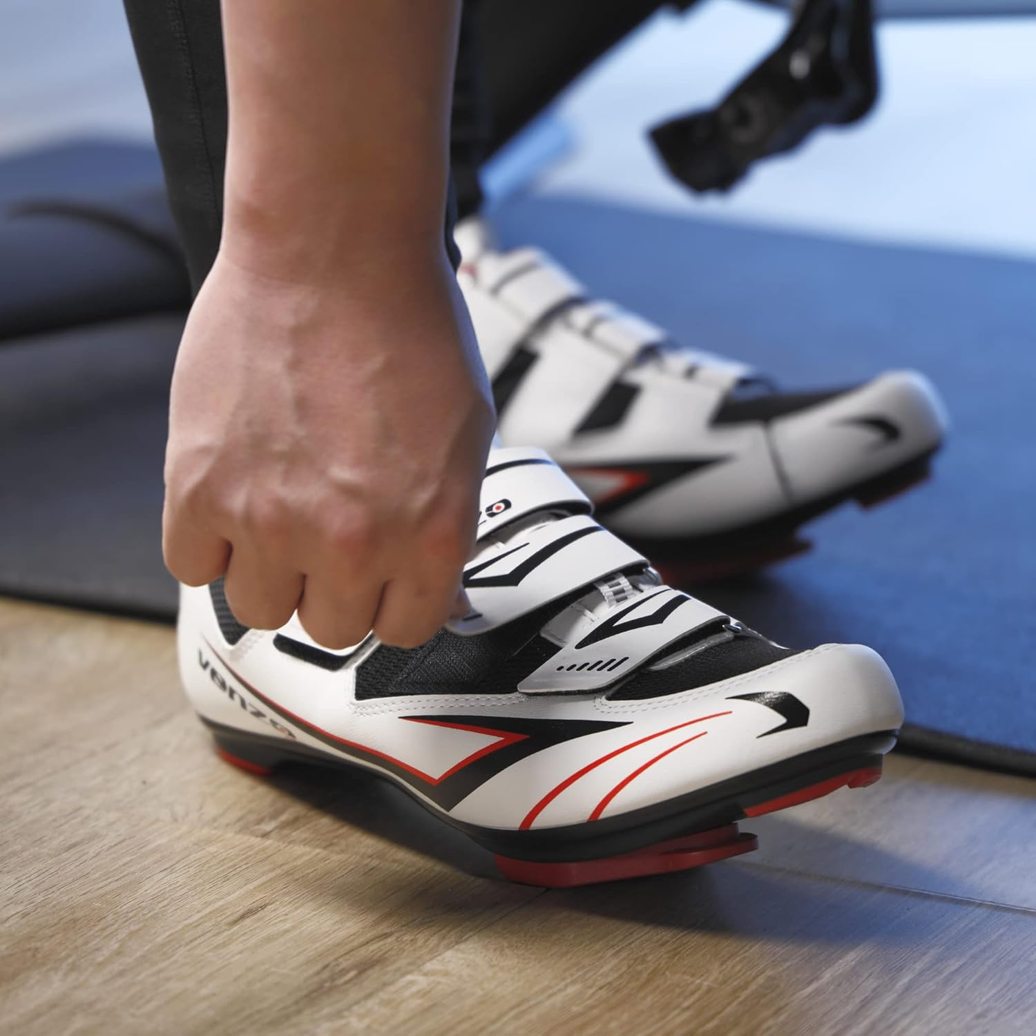 Venzo Bicycle Men'S Road Cycling Riding Shoes - 3 Straps- Compatible with Peloton Shimano SPD & Look ARC Delta - Perfect for Indoor Indoor Road Racing Bikes Black