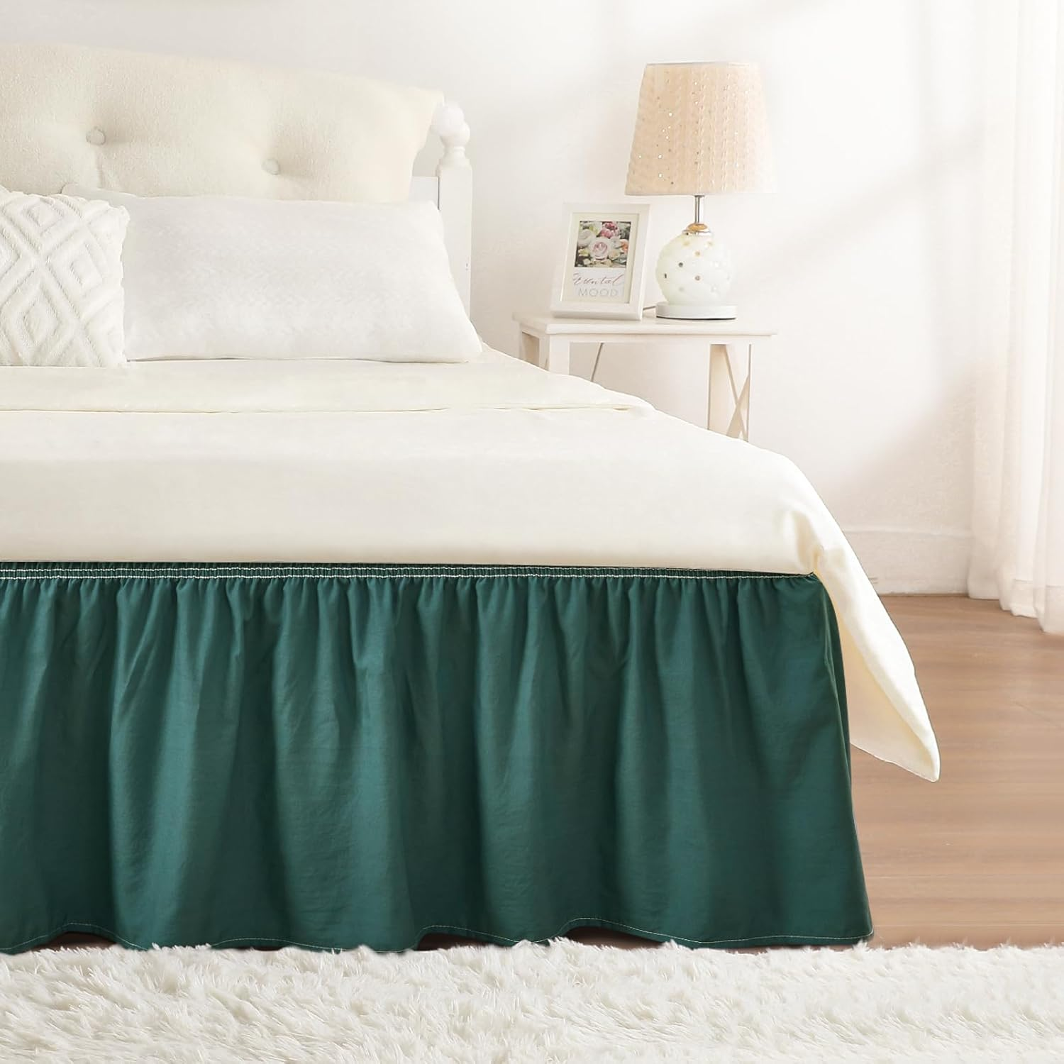 RIMELA Emerald Green Bed Skirt Queen Size 18 Inch Drop, Wrap around Elastic Bedskirt, Dust Ruffle for Adjustable Bed Base Machine Washable Easy to Install Bed Skirts image number 4
