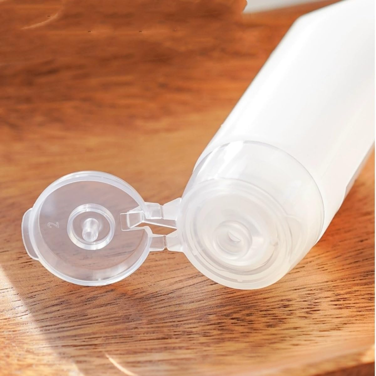 Hennigers Travel Size Bottles 1Oz Squeeze Bottles with Flip Cap Leak Proof BPA Free Refillable Tubes Travel 6 Pack image number 3