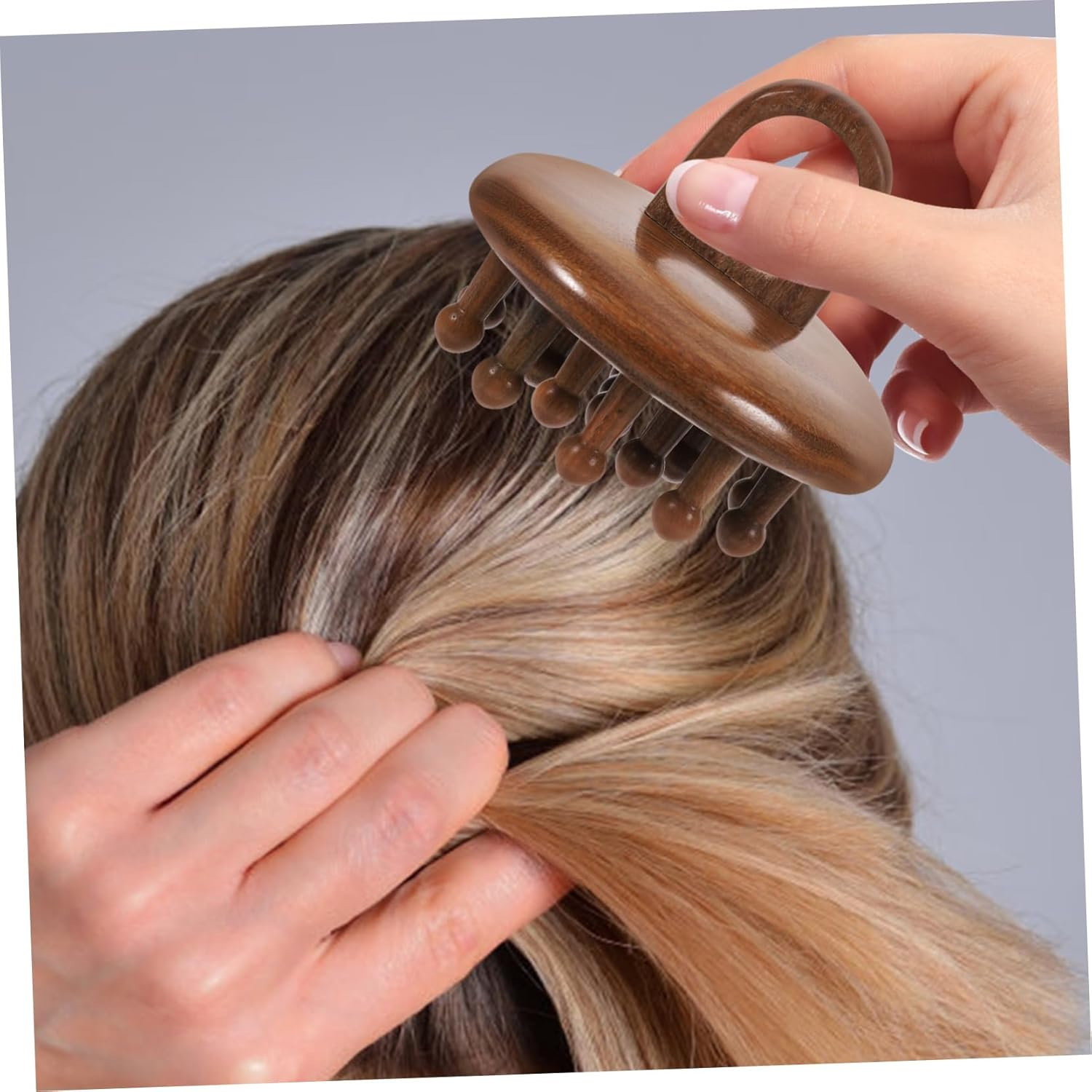 Wooden Comb Smooth Massage Brush for Head Relaxation 7.5Cm round Design Family Use Hair Styling Tool image number 2