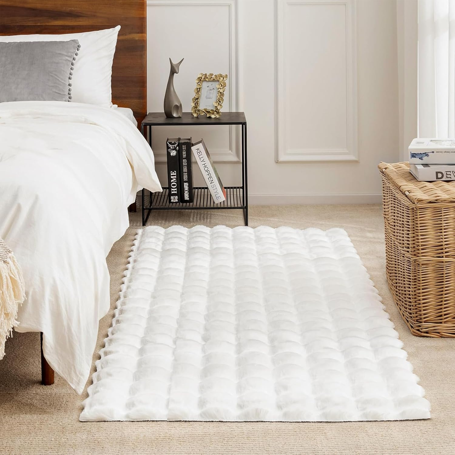 Fluffy Area Rug for Living Room, Luxury High Pile Shaggy Faux Fur Bubble Rugs for Bedroom, Modern Indoor Machine Washable Plush Carpet Anti-Skid Floor Mats for Home Decor (White, 120X180Cm)