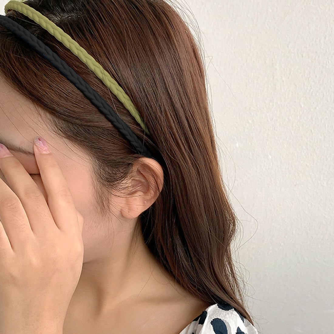 Pack of 5 Plastic Headbands Thin Headbands Headbands for Girls and Women Multicoloured Headband Plastic Headbands with Teeth image number 1