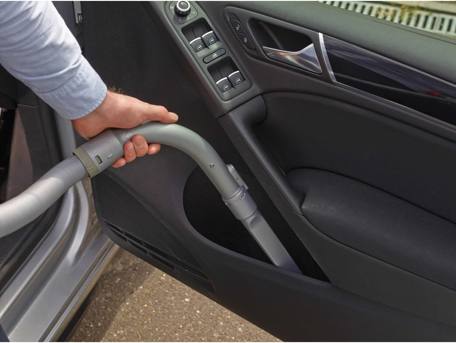 BLACK+DECKER 12V Flexi Auto Vac Dust Buster Hand Vacuum image number 3