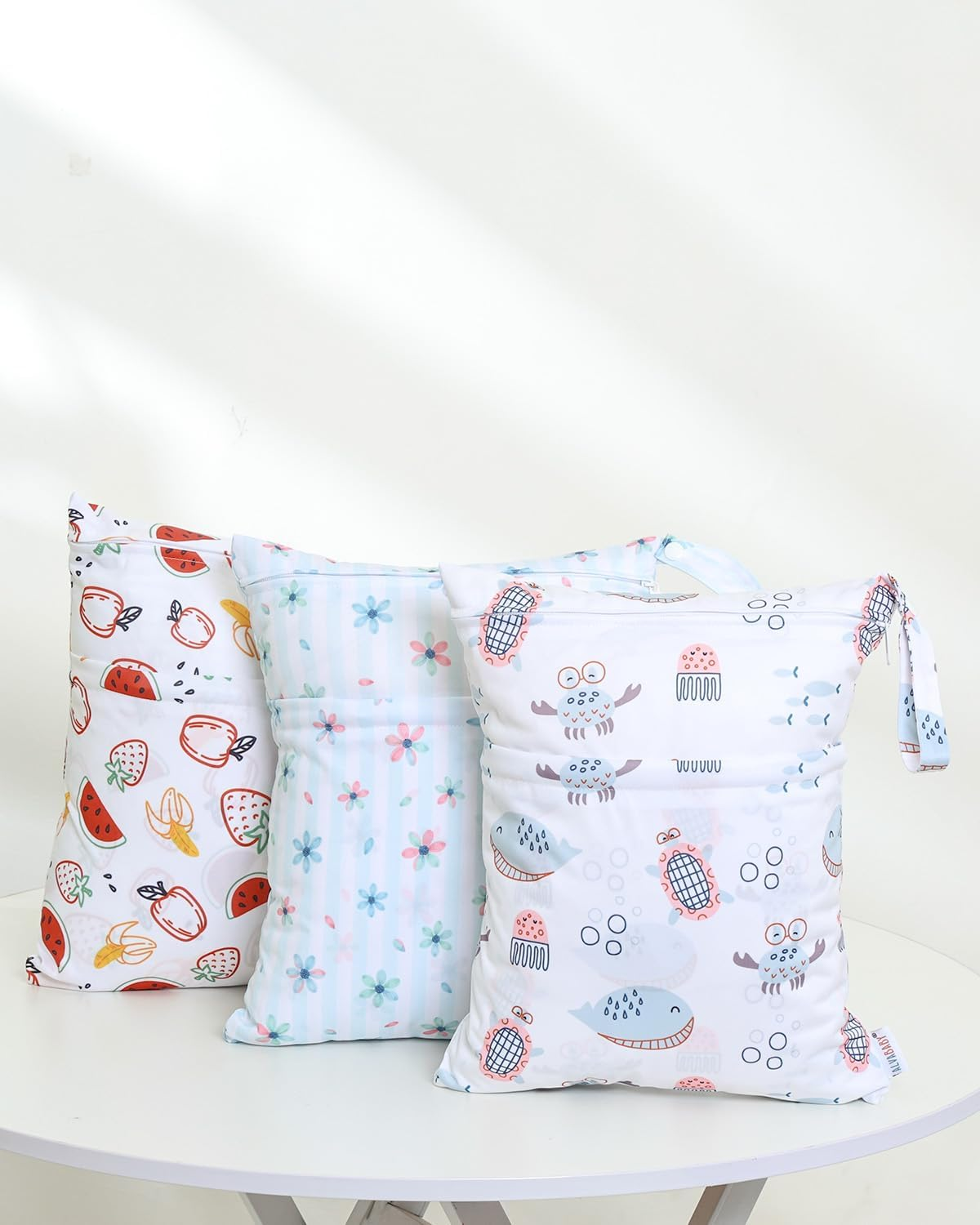 ALVABABY 3 Cloth Diaper Wet Dry Bags Waterproof Reusable with Two Zippered Pockets Travel Beach Pool Daycare Soiled Baby Items Yoga Gym Bag for Swimsuits or Wet Clothes Small Medium Large 3L-ZM27 image number 6