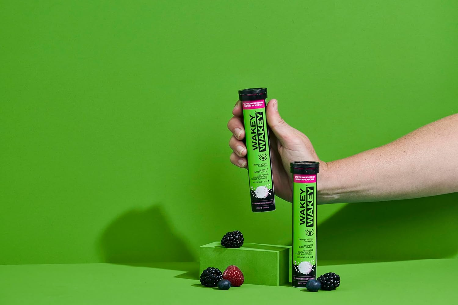 Wakey Wakey Caffeine Energy Effervescent Berry Flavour 20 Tablets - with 100Mg of Caffeine plus Guarana, Vitamins B1 & B3. Less than 1G Sugar per Serve, Less than 12 Calories. Boost Energy Levels, Increases Mental Alertness & Endurance, and Mantains Mental Focus. image number 5