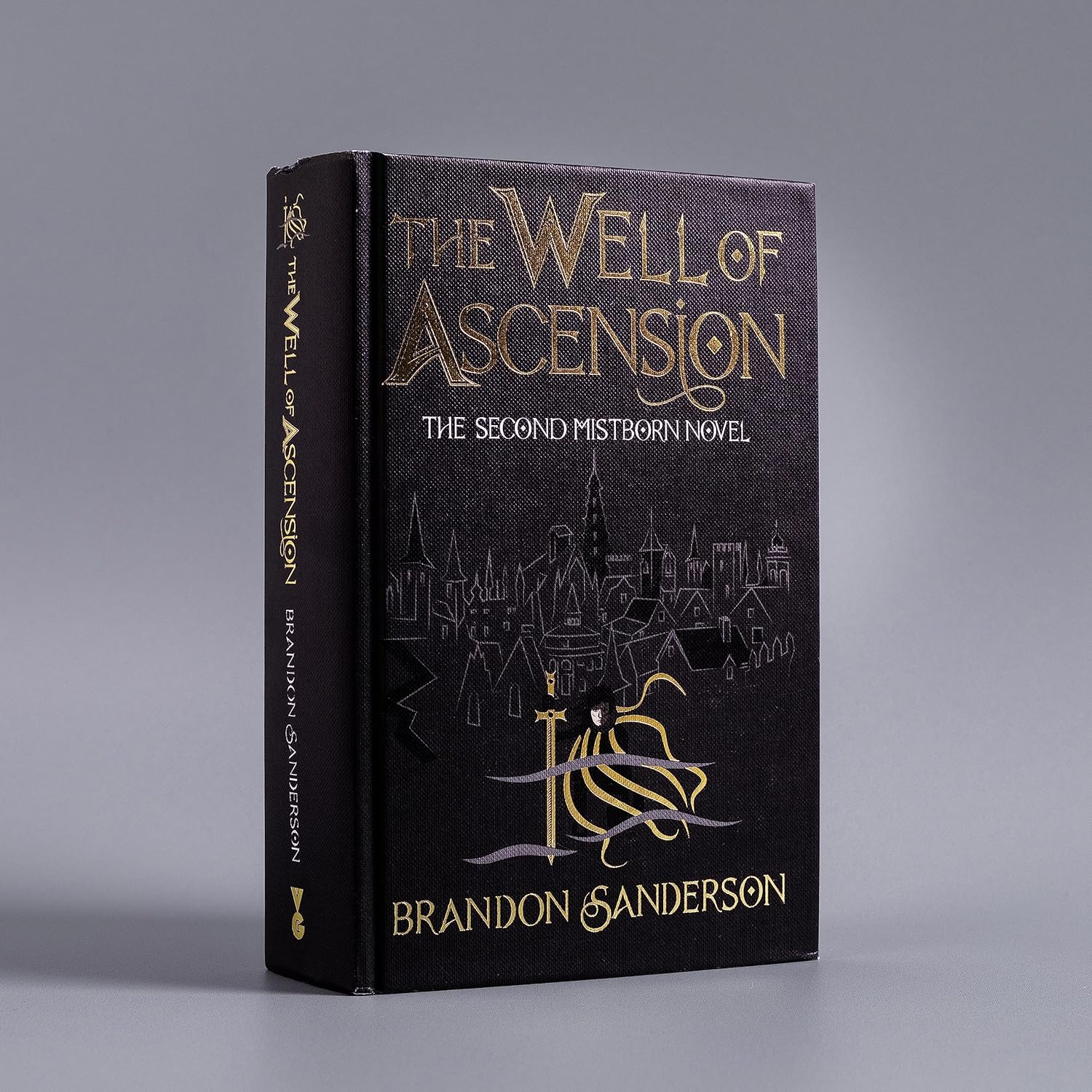 The Well of Ascension: Mistborn Book Two image number 3