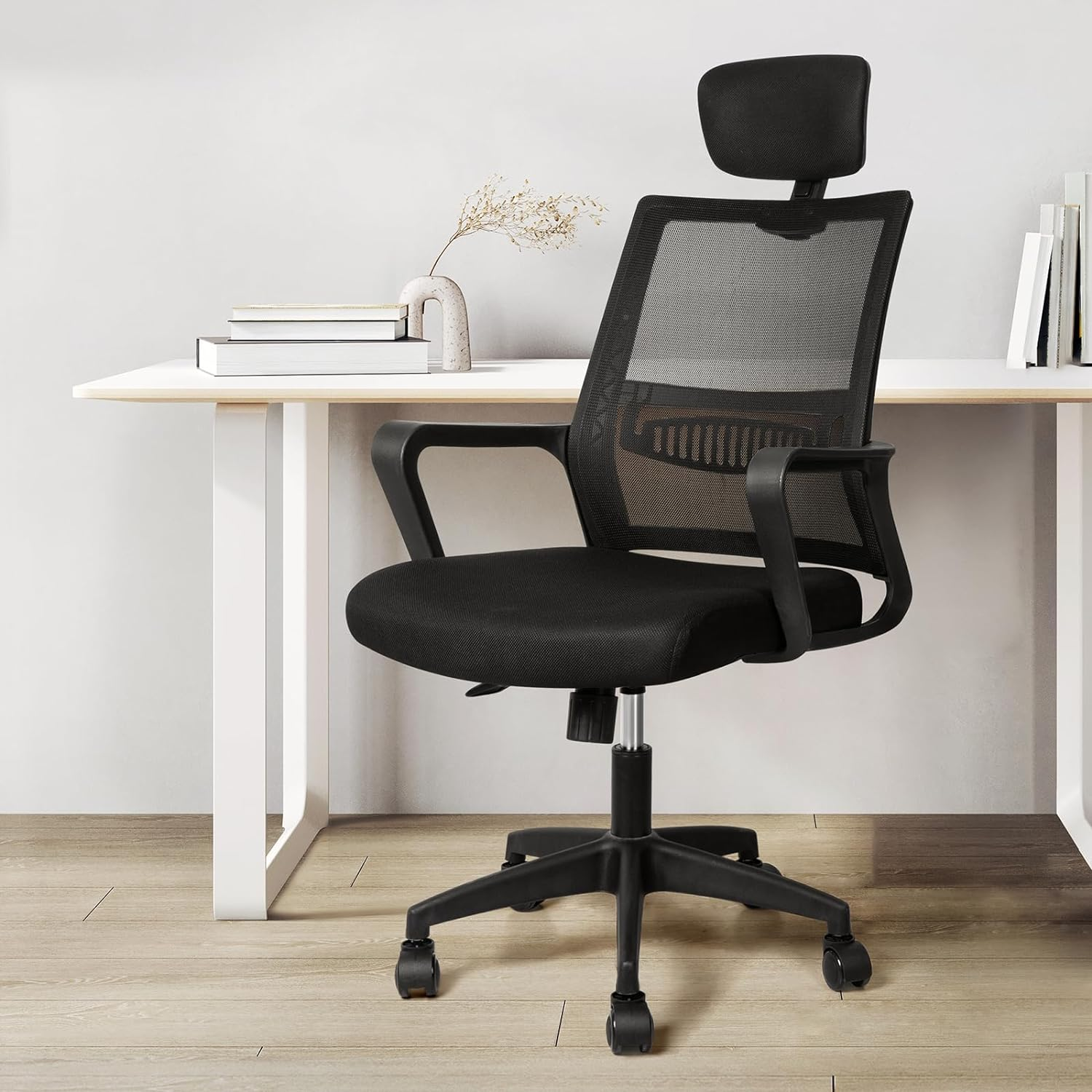 LEVEDE Ergonomic Office Mesh Chair, 44-52Cm Height Adjustable Computer Chair, Swivel Tiltable Desk Chair with Removable Headrest for Studying, Working, Writing, Gaming (Black) image number 2