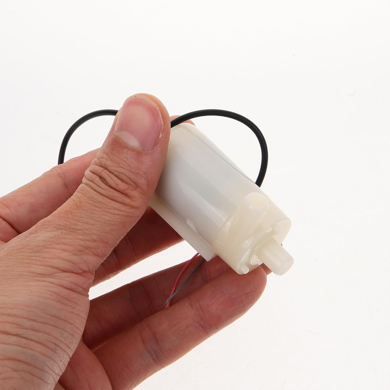 Anneome USB Mini Submersible Water Pump 3V-5V Low Voltage Micro Aquarium Pond Fountain Pump 1M Cable and 25Cm Dual-Use Line for Fish Tank and Outdoor Fountain image number 1