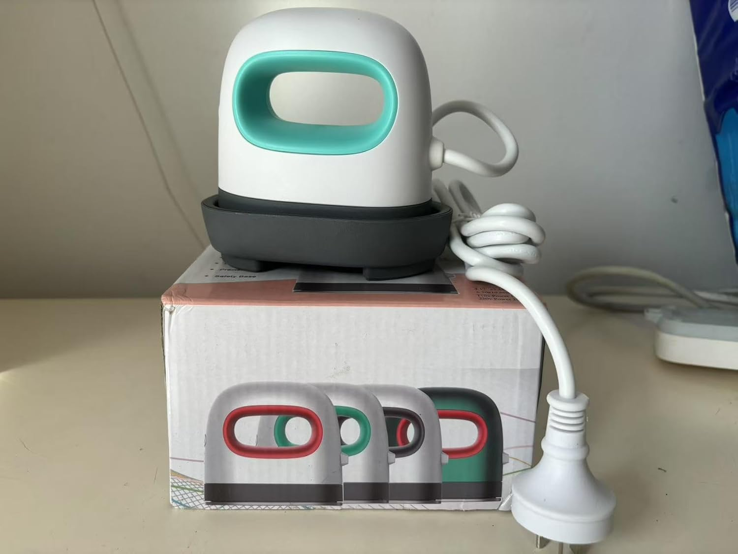 Gingersun Mini Heat Press Machine Portable, Small Iron Press Heating Transfer for T Shirts Shoes, Hats,Crafts,Htv Vinyl Projects image number 2