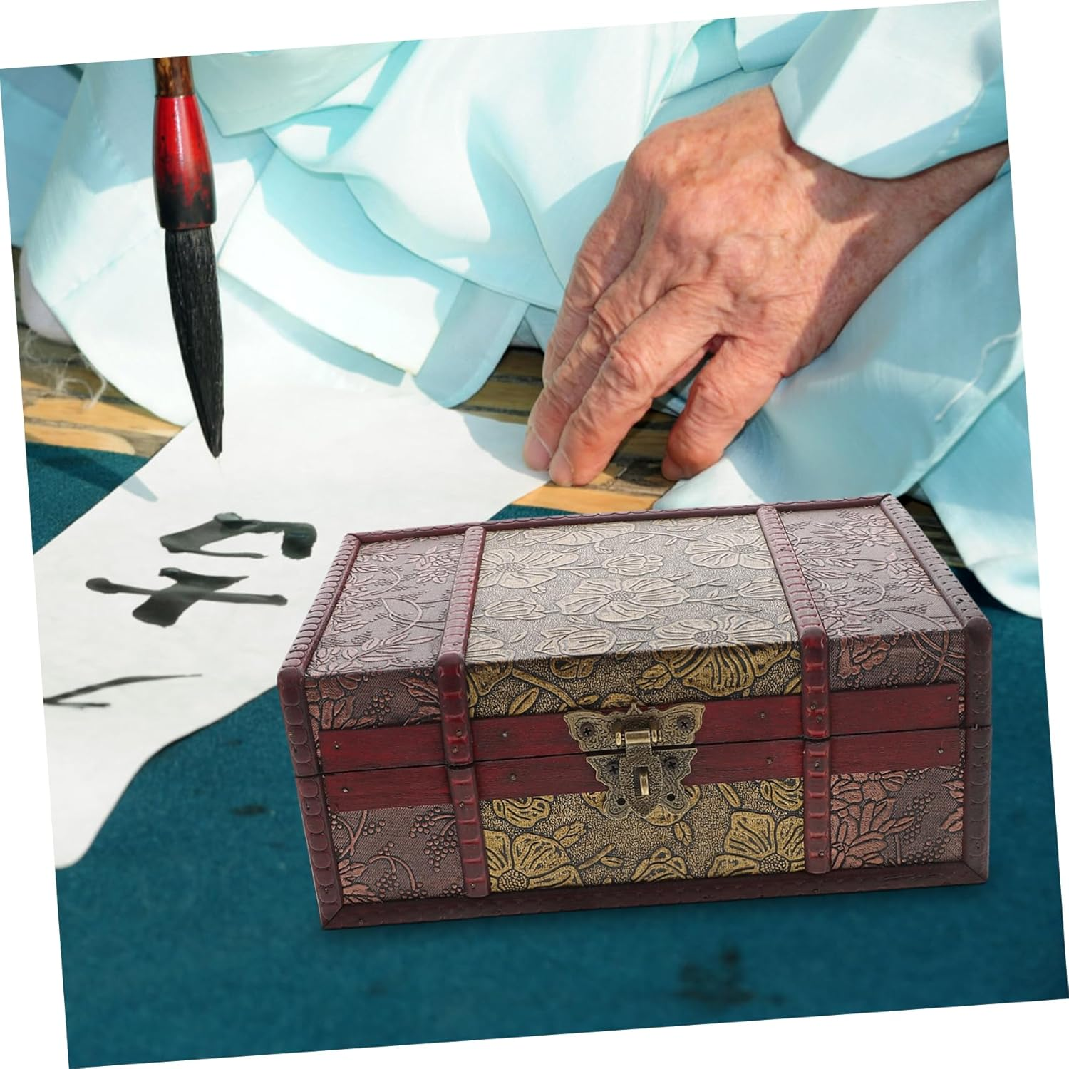 Wood Bible Box Lock Small Antique Wooden Book Storage Case Vintage Keepsake Jewelry Organizer Decorative Bible Storage Container for Desktop image number 3