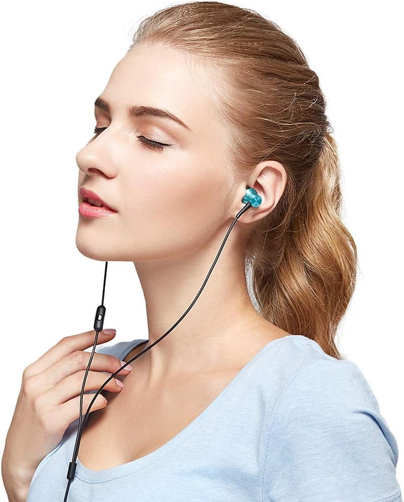 1MORE in Ear Earphones with Microphone，3.5Mm Wired Earphones for Pc/Smartphone, Headphone with Mic，Voice Control, Piston Fit Earphone, Blue image number 1