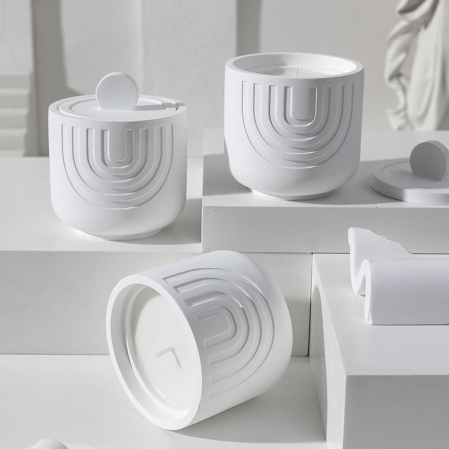 Scented Candle Gift Set, Soy Wax Aromatherapy Candle 70 Hours Burning for Stress Relief | Meditation | Yoga | Relax, JOMWEN Jar Candles for Birthday, Valentine, Anniversary Women & Mom (Lavender) image number 1