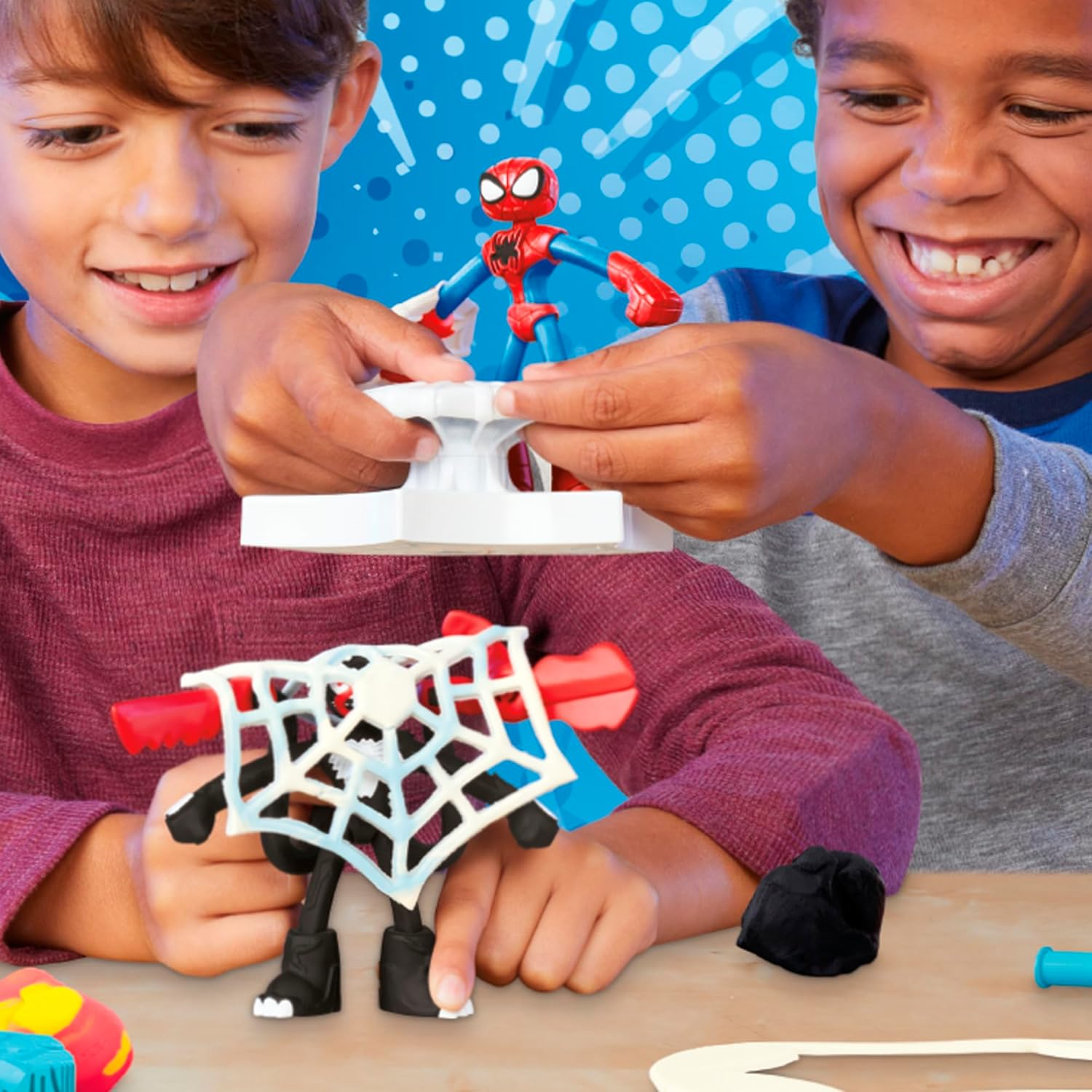 Play-Doh Marvel Spider-Man Launch & Slice Battle Playset with 2 Bendy Action Figures and 7 Accessories, Imagination Toys for Boys & Girls 4 Years & Up image number 2