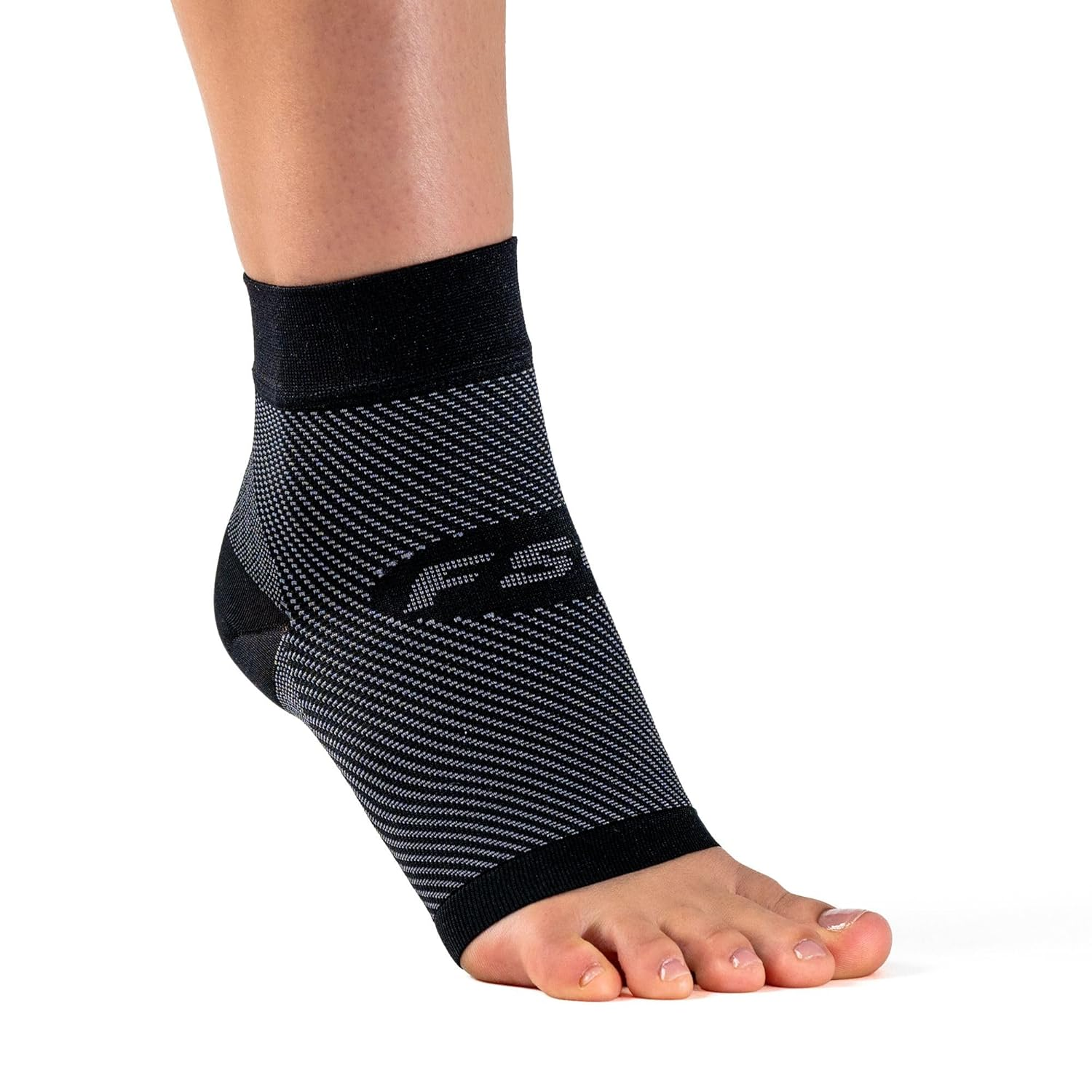 Os1St FS6 Performance Foot Sleeve for Plantar Fasciitis Relief Single Sleeve (Medium) image number 4