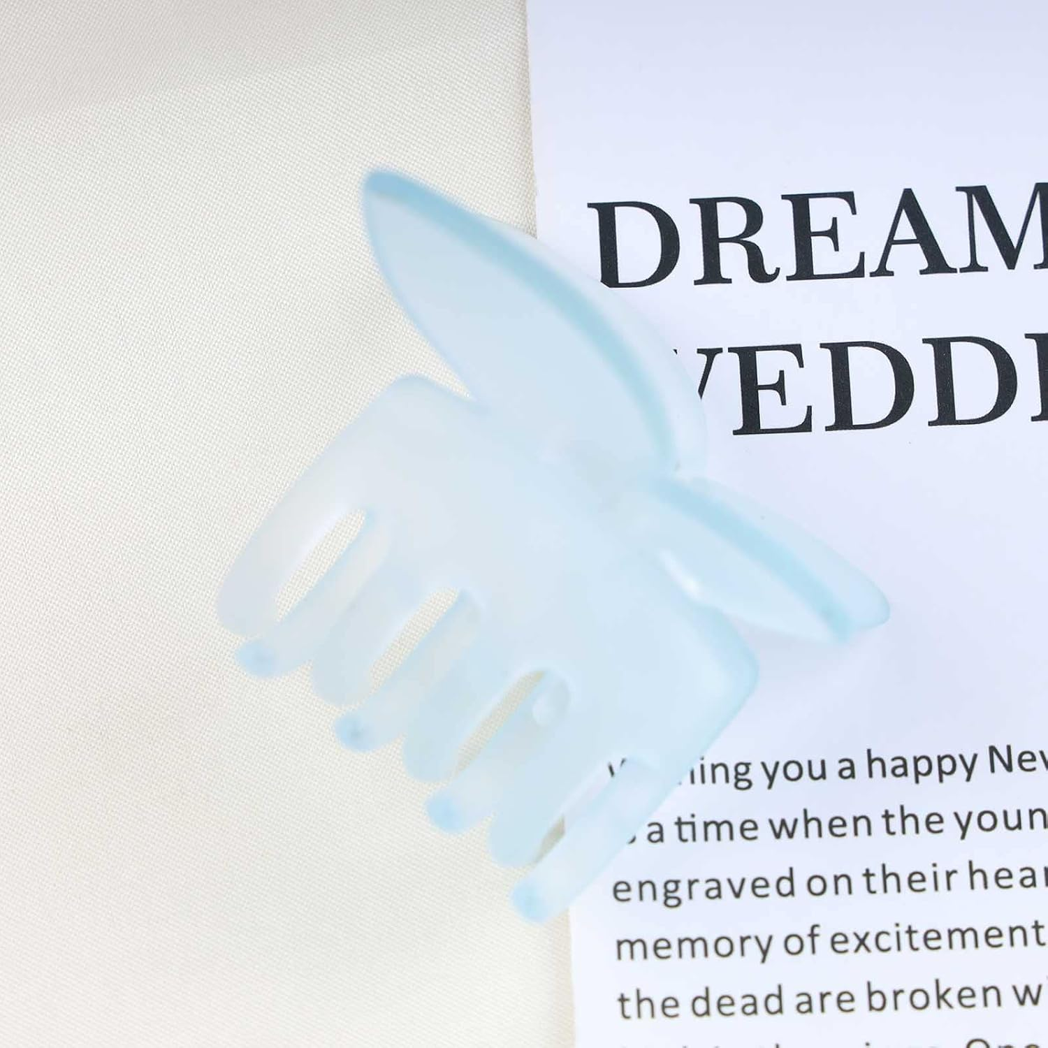 Yheakne Vintage Butterfly Hair Claw Clip Blue Hair Claw Clip Butterfly Hair Holder Clips Strong Pine Hair Clip No Slip Hair Catch Barrette Decorative for Women and Girls