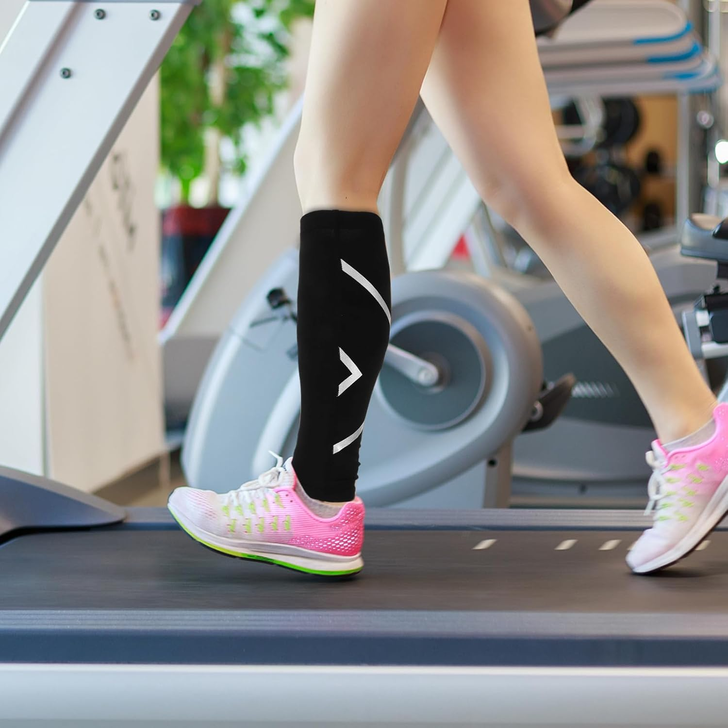 Gatuida Outdoor Leg Sleeves Socks Basketball Keep Warm Sports Calf Compression Leg Sleeve for Running, Hiking, Outdoor Sports image number 4