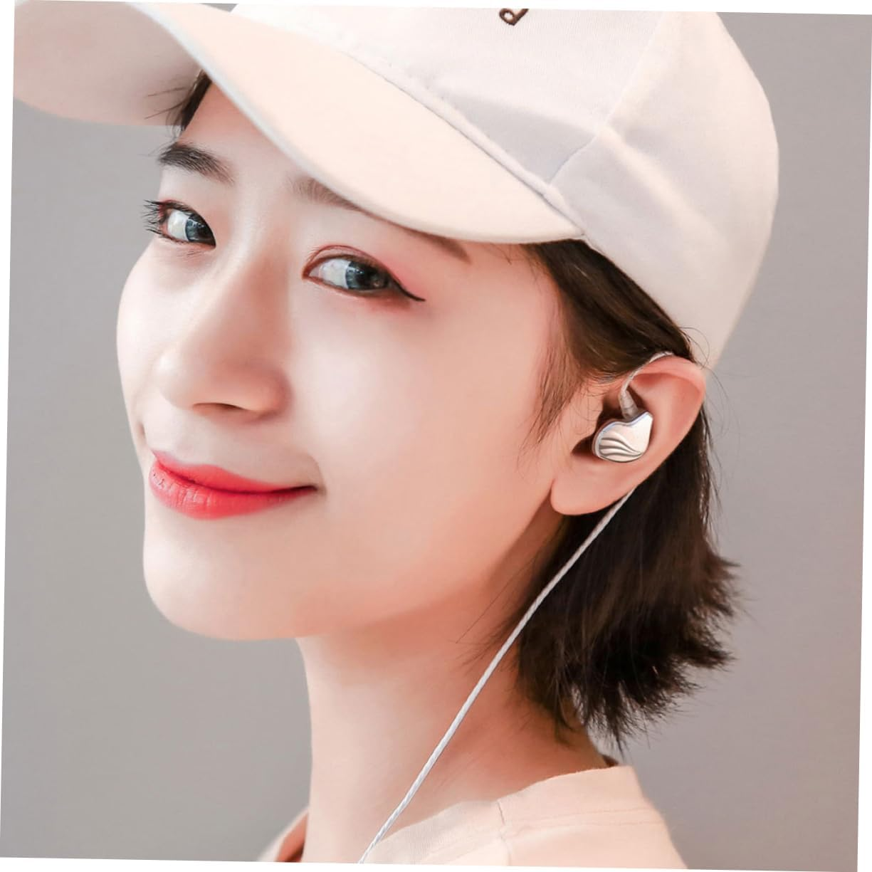 HOLIDYOYO Plug in Ear Headphones with Heavy Bass Lightweight TPE Cord Earphones for Mobile Phones and Tablets Comfortable Design for Stable Fit and Sound image number 5