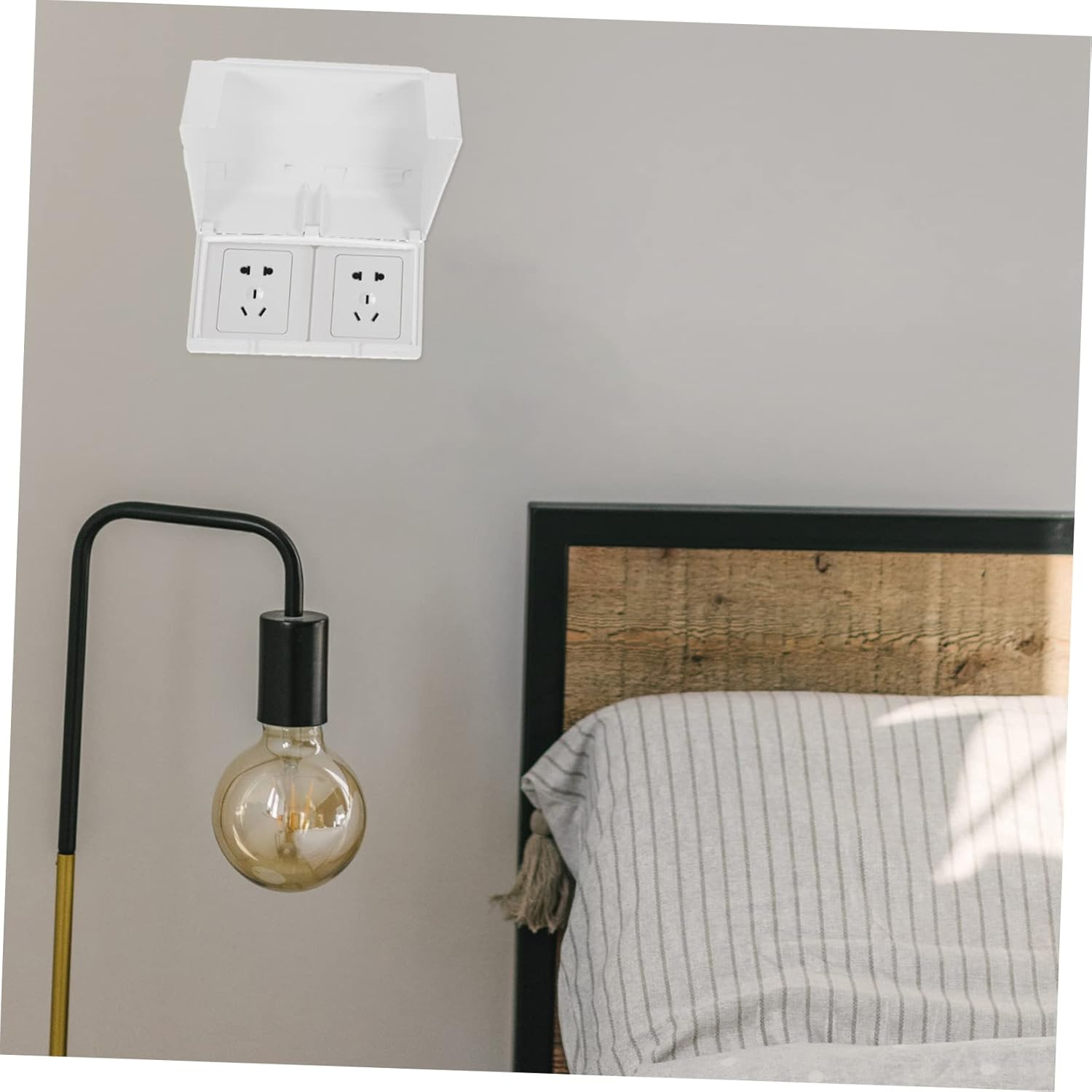 OSALADI 1Pc Socket Waterproof Cover Electric Plugs Outlets Electrical Panel Cover outside Tent Waterproof Tents Socket Sealer Outlet Cover White Toddler Garage Door Cover image number 1