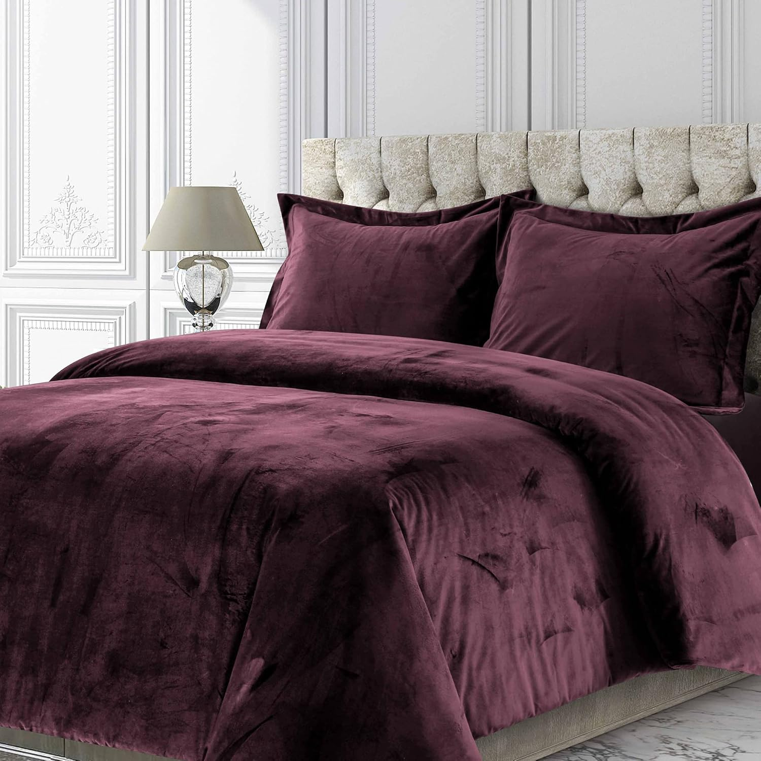 Tribeca Living Venice Velvet Oversized Duvet Set, Luxurious 2-Piece Twin Bedding, Super Soft Velvet with Hidden Button Closure, Gold image number 4