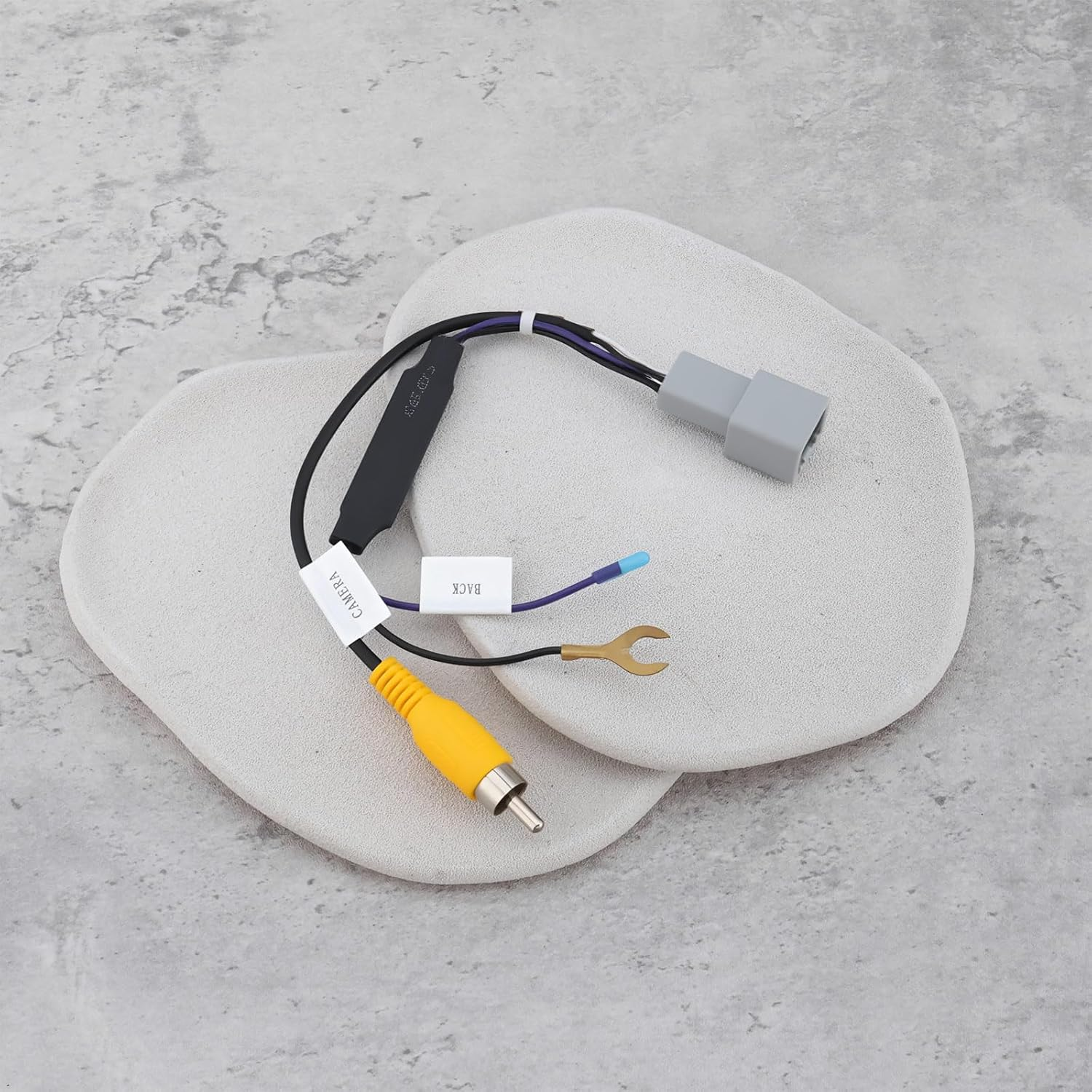 Ecsing 8-Pin Reverse Camera Video Output Adapter Cable Compatible with Honda BRV 2014&ndash;2018