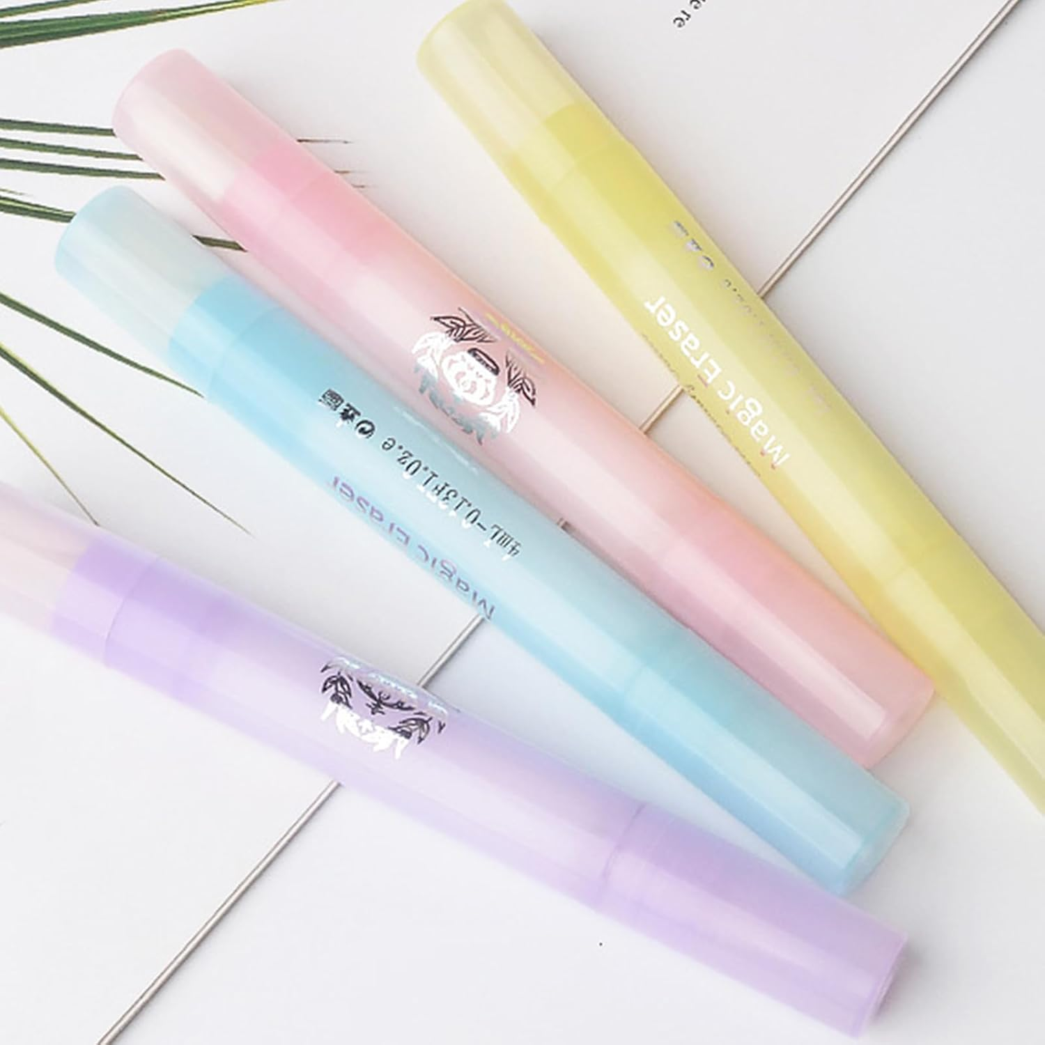 4Pcs Nail Polish Cleaning Pens，Quick-Clean, Efficient Remover ，Edge Corrector for Salon & Home image number 5