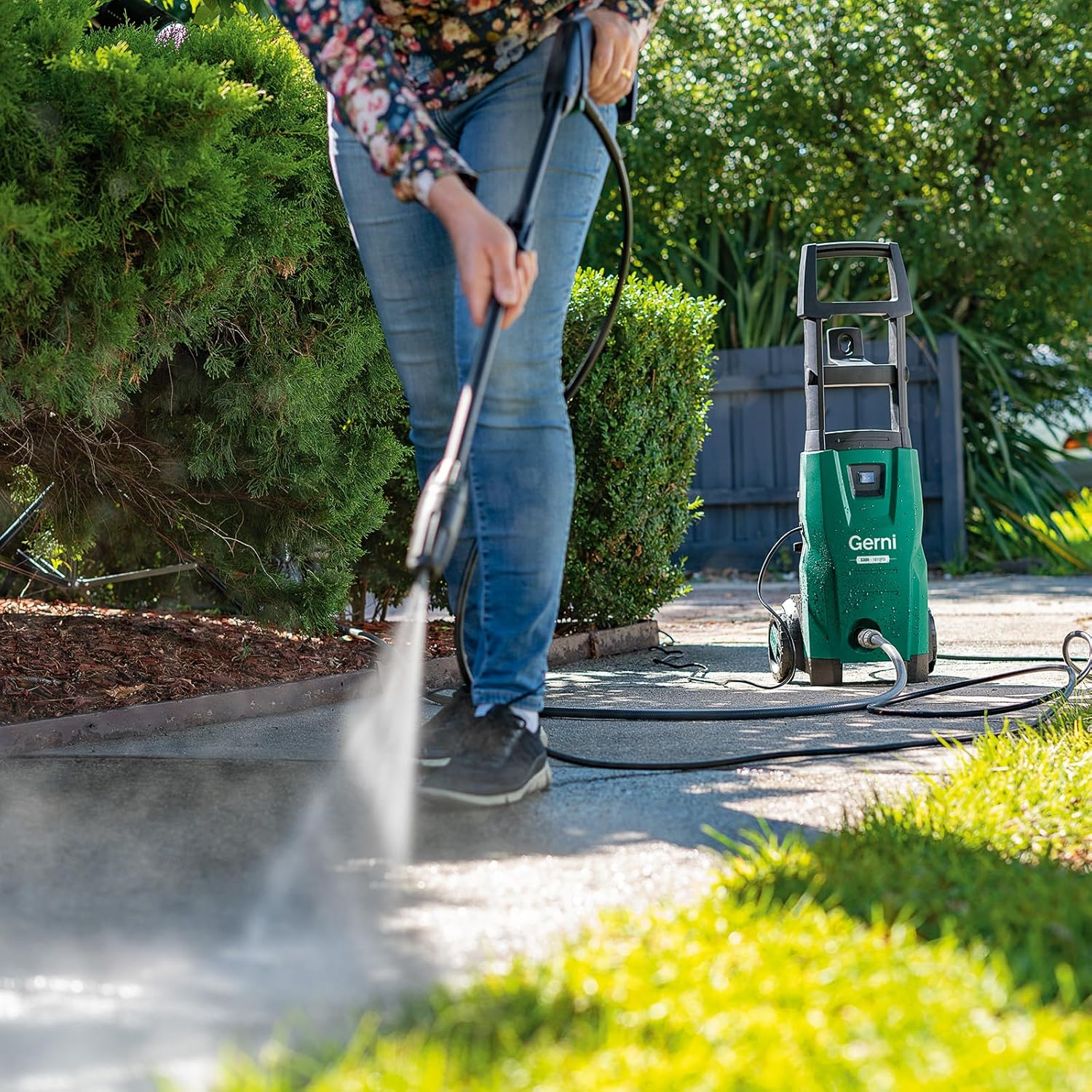 Gerni Concrete & Stone Cleaner 1L Concentrate image number 3