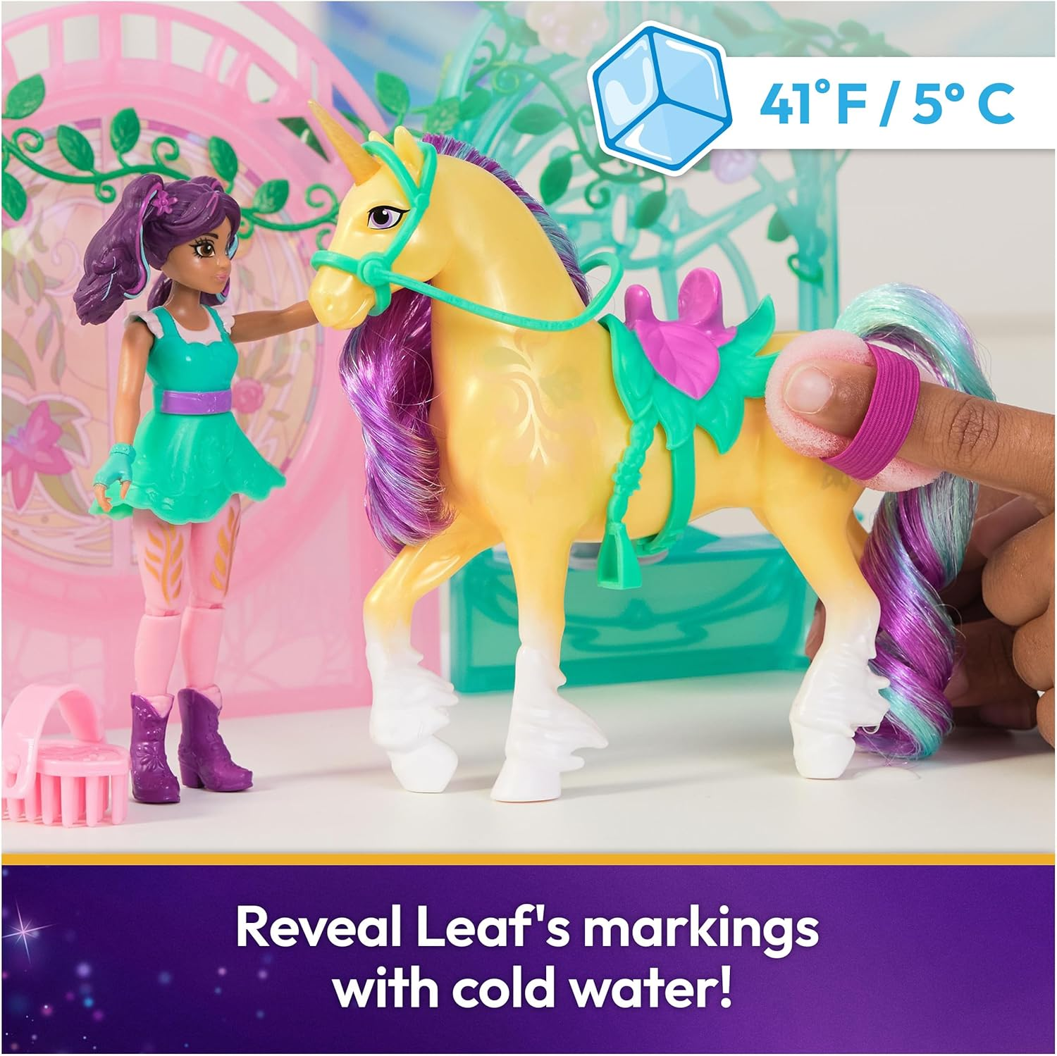 Unicorn Academy, Ava Doll & Color-Change Leaf Unicorn Stall Playset with 15 Accessories, Dolls & Unicorn Toys for Girls Ages 4 and Up image number 1