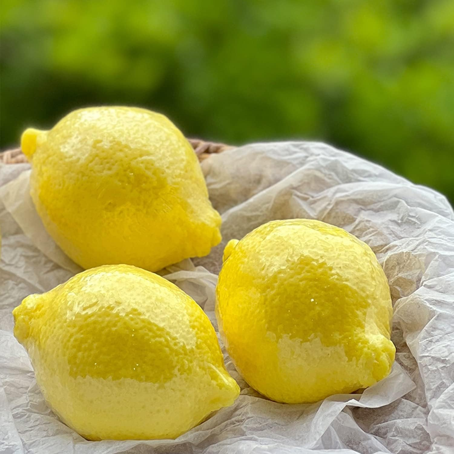 Lemon Shape Botanical Soap Bar,70G Handmade Natural Lemon Essential Oil Floral Face Body Soap for Men & Women,Moisturizing Artisanal Scented Bath Soap Gift with Blistering Net image number 4