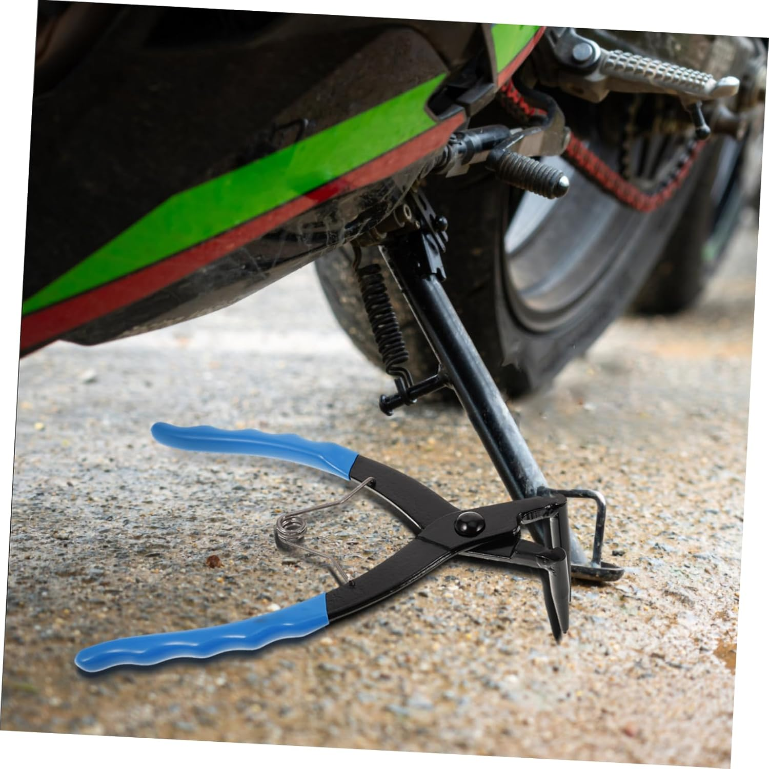 OSALADI Retaining Circlip Pliers Bending Pliers 90 Degree Angled Design for Motorcycles Cars and Trucks Sturdy Internal Snap Ring Removal Tool Professional Automotive Hand Tool image number 6