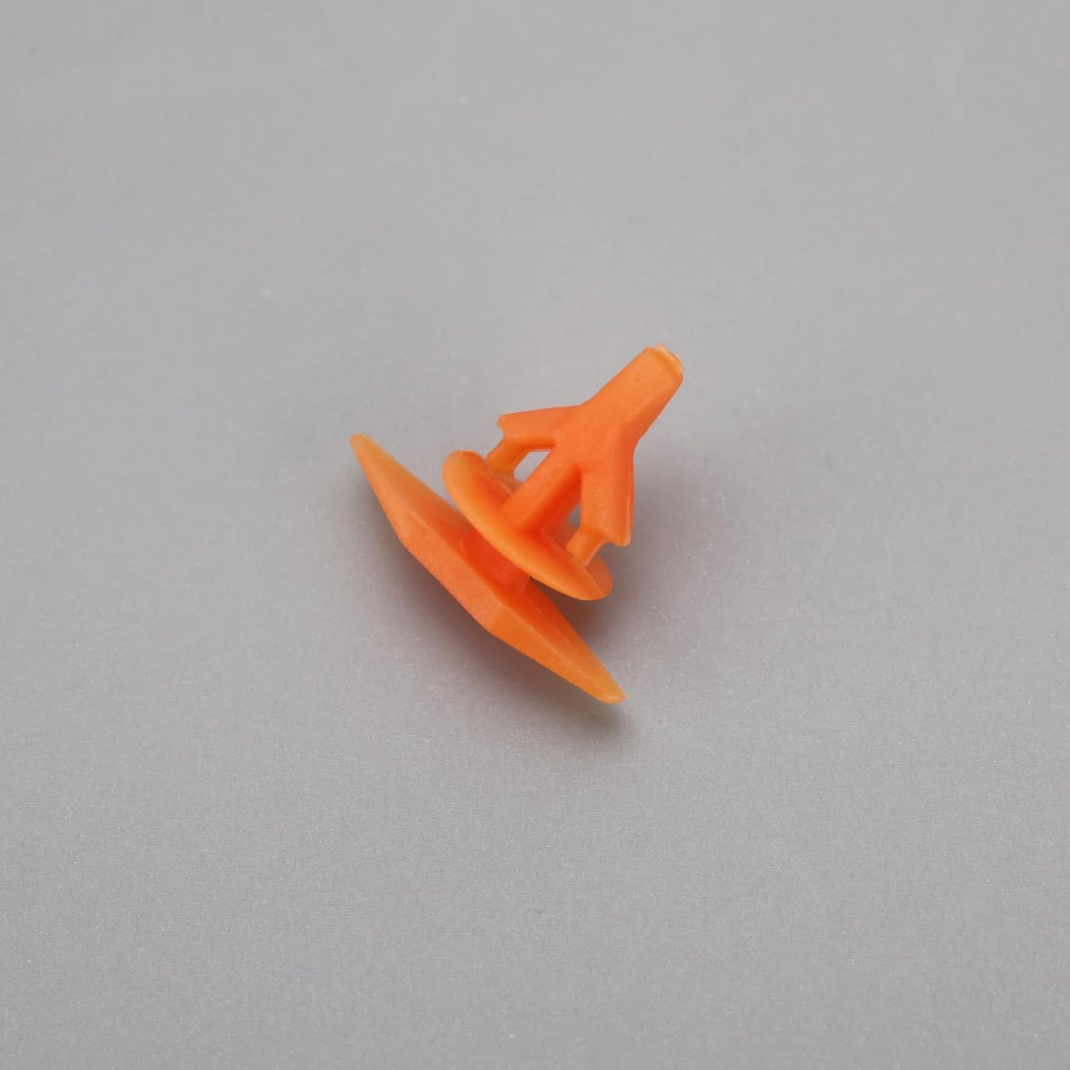 Emagtech 50Pcs Car Front Door Sealing Strip Sealing Clip Fixing Buckle Hole 6Mm Compatible with Jaguar XF Car Fastener Fixing Clip,Orange image number 1