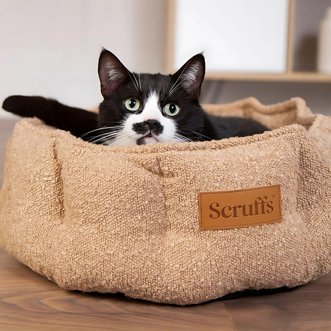 Scruffs Boucle Cat Bed 45Cm - Desert Brown, Super-Soft Plush Comfort, One-Piece Support, Non-Slip Base, Machine Washable, Ideal for Secure and Cosy Pet Resting, Enhances Lounge D&eacute;cor image number 4