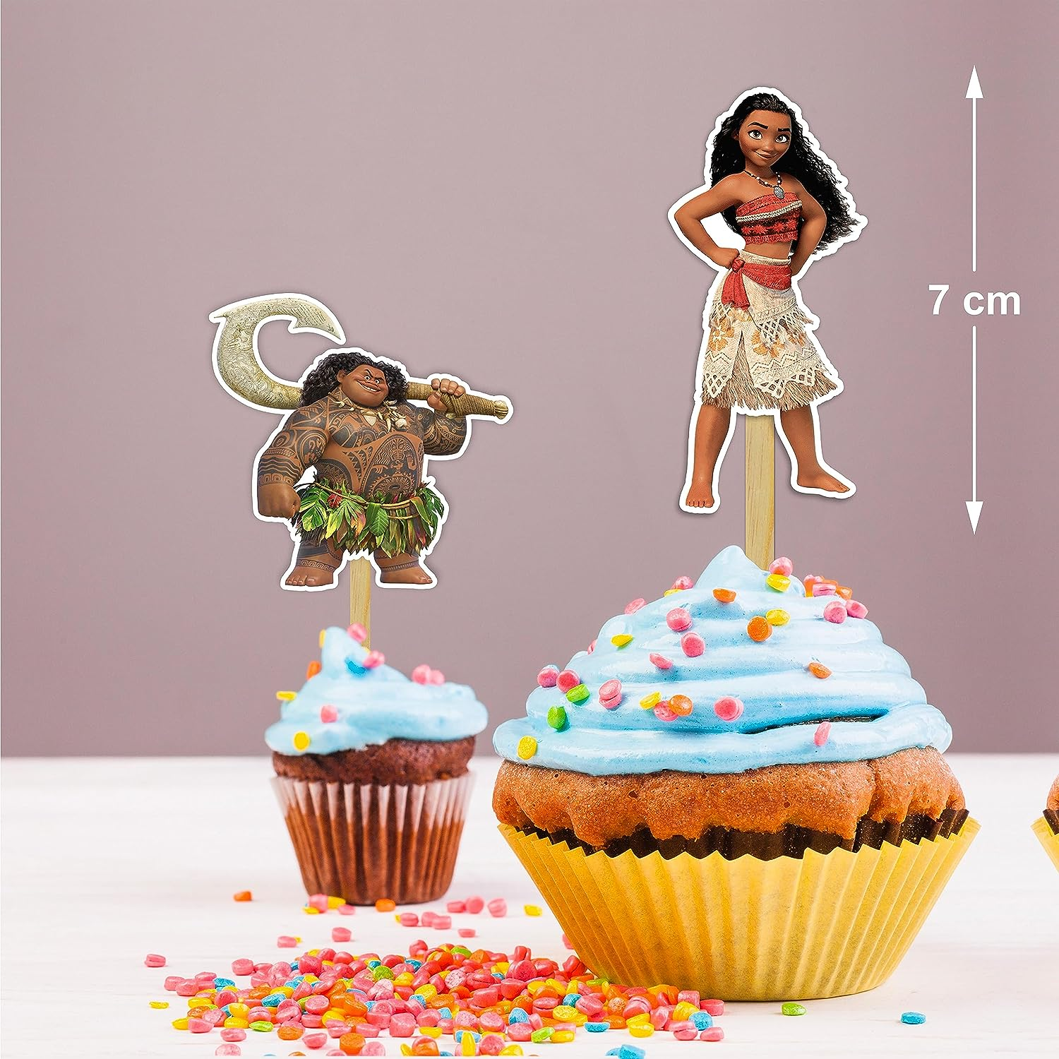 Mona Cupcake Topper image number 1