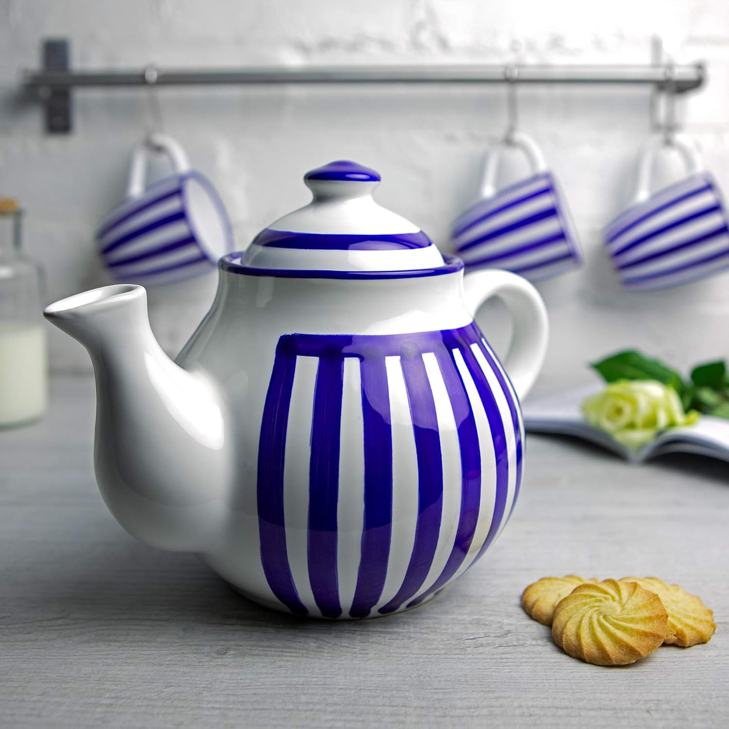 City to Cottage&reg; Navy Blue Striped Large 1,7L/60Oz/4-6 Cup Handmade Hand Painted Ceramic Teapot with Handle and Lid