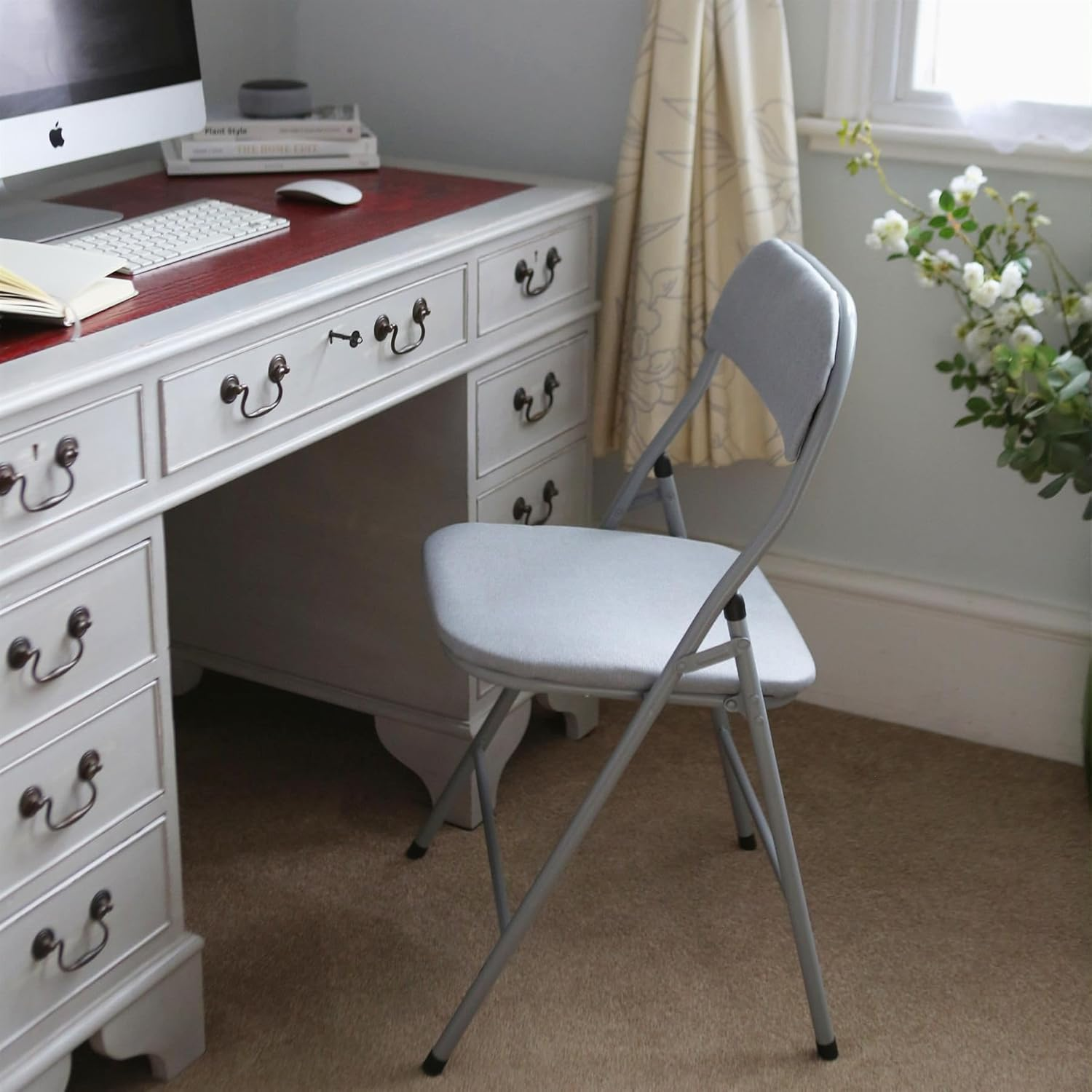 Harbour Housewares Fabric Padded Metal Folding Chairs - Grey - Pack of 4 - Lightweight Portable Outdoor Seat Indoor Foldable Dining Chair for Office, Gaming Desks, Kitchen - Black image number 6