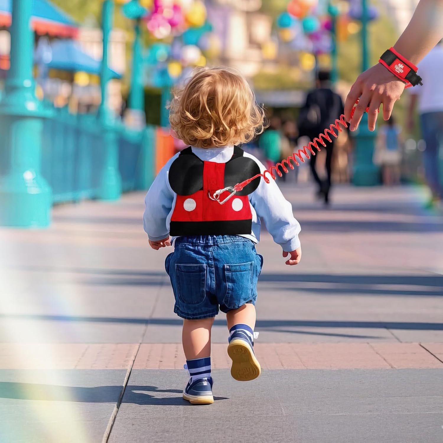 Lehoo Castle 4 in 1 anti Lost Wrist Link Safety Harness, Toddler Harness Leash for Kids, Adjustable Walking Strap, 360&deg; Rotation Baby Safety Harness with Lock (Red 01) image number 2