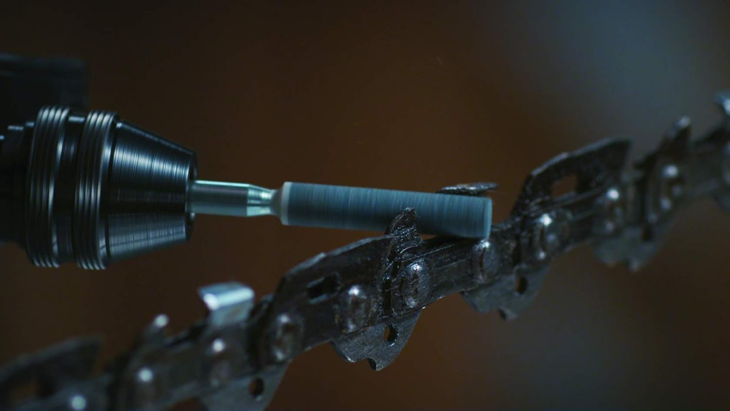 Dremel 453 Chainsaw Sharpening Grinding Stones Multipack, 3 Grinding Stones for Precise, Quick and Easy Sharpening of Chain Saw Blades (4 Mm) image number 5